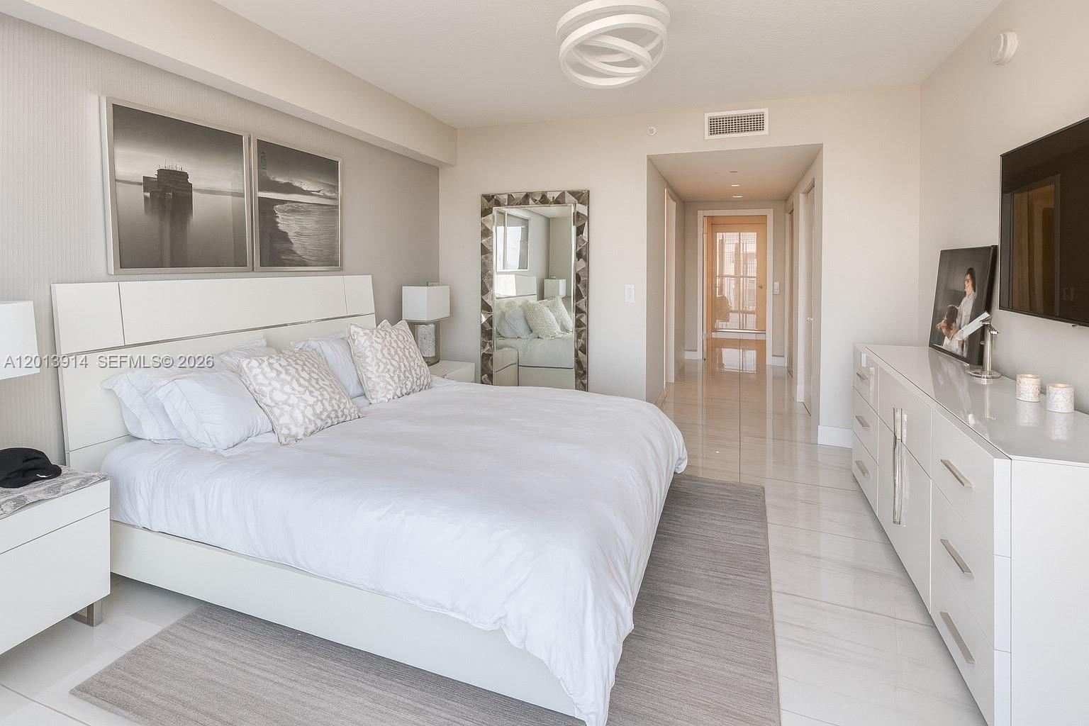 300 Sunny Isles Blvd #4-2407 Sunny Isles Beach, FL 33160