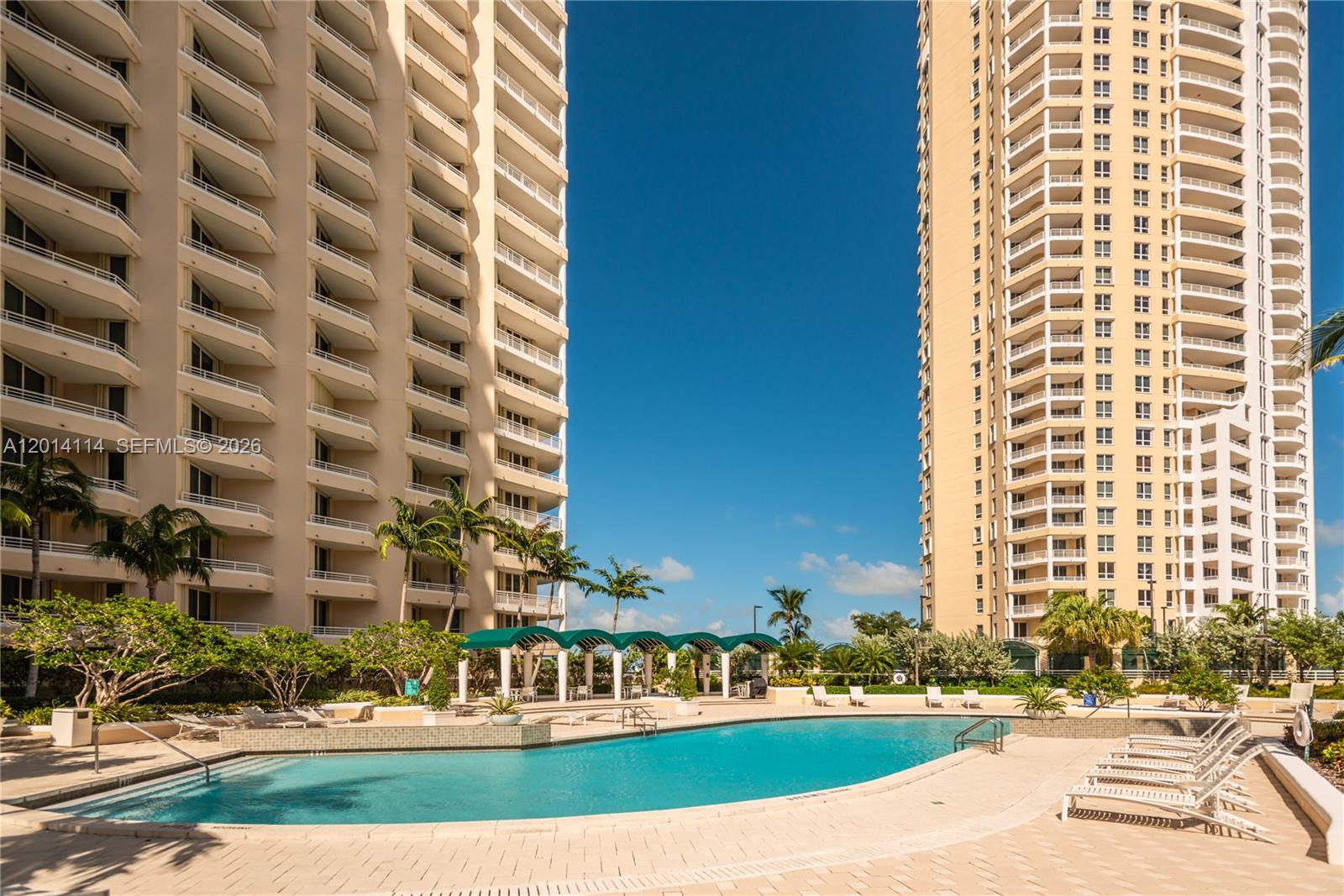 888 Brickell Key Dr #211 Miami, FL 33131