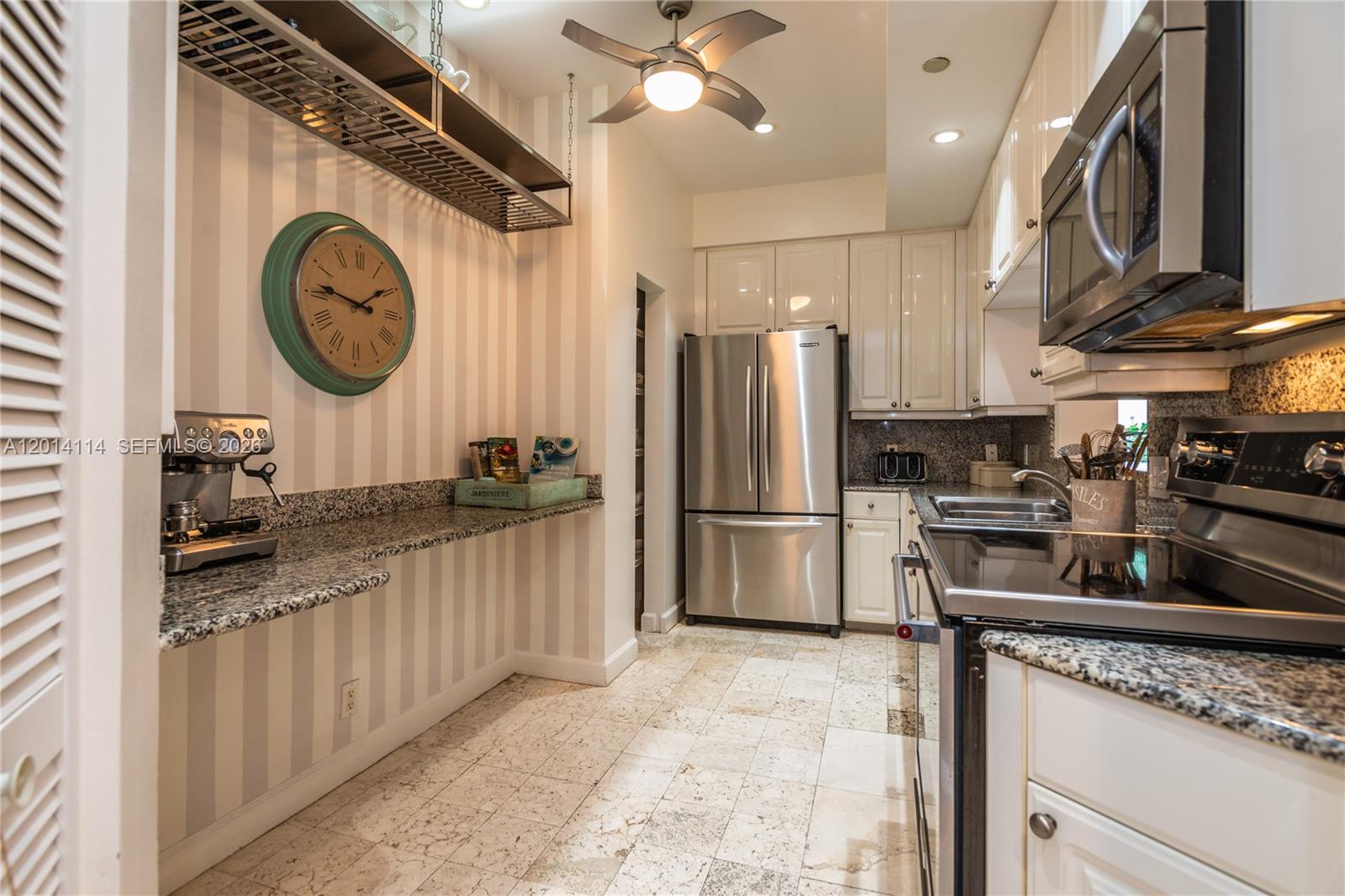 888 Brickell Key Dr #211 Miami, FL 33131