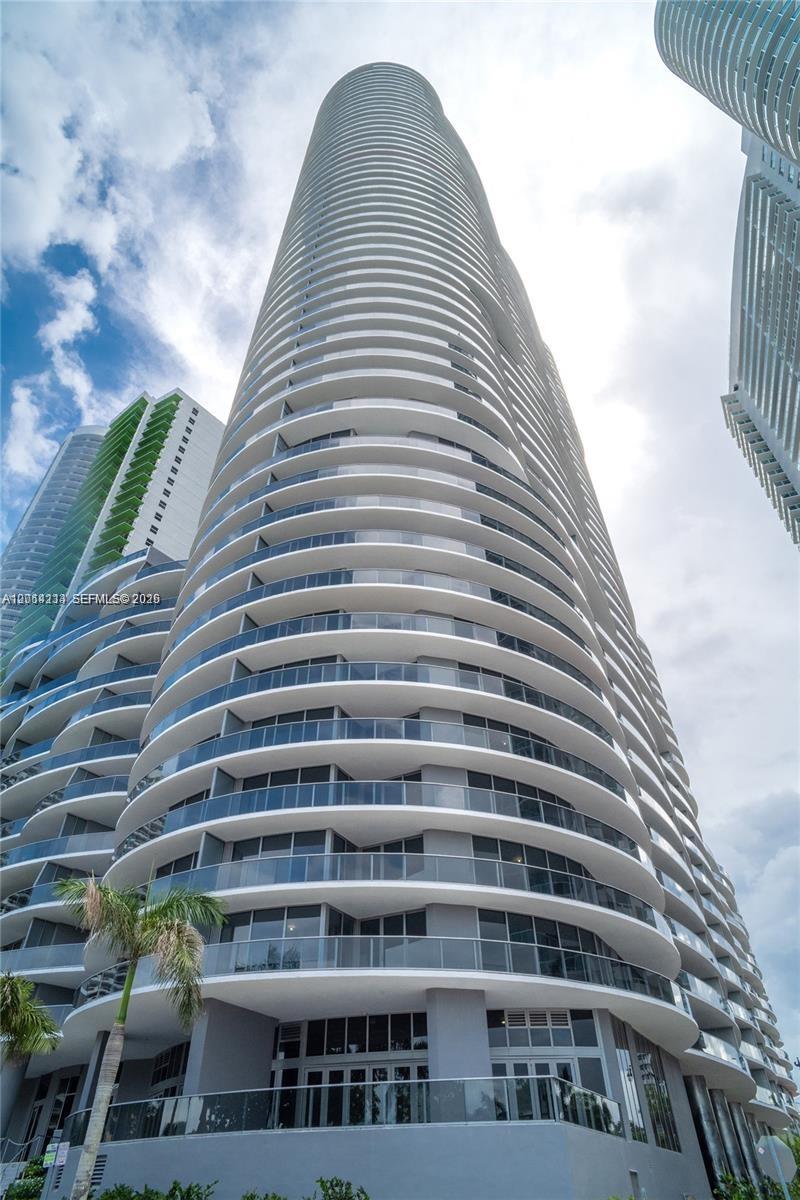 image Aria on the Bay24