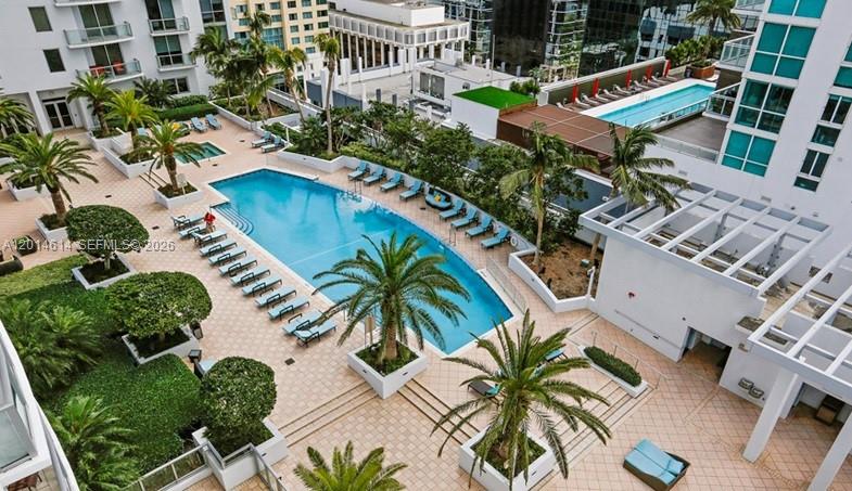 1060 Brickell Ave #2201 Miami, FL 33131
