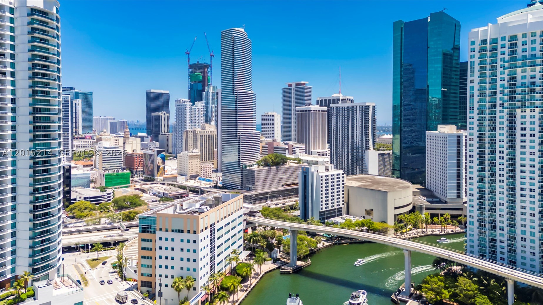 image Brickell on the River North35