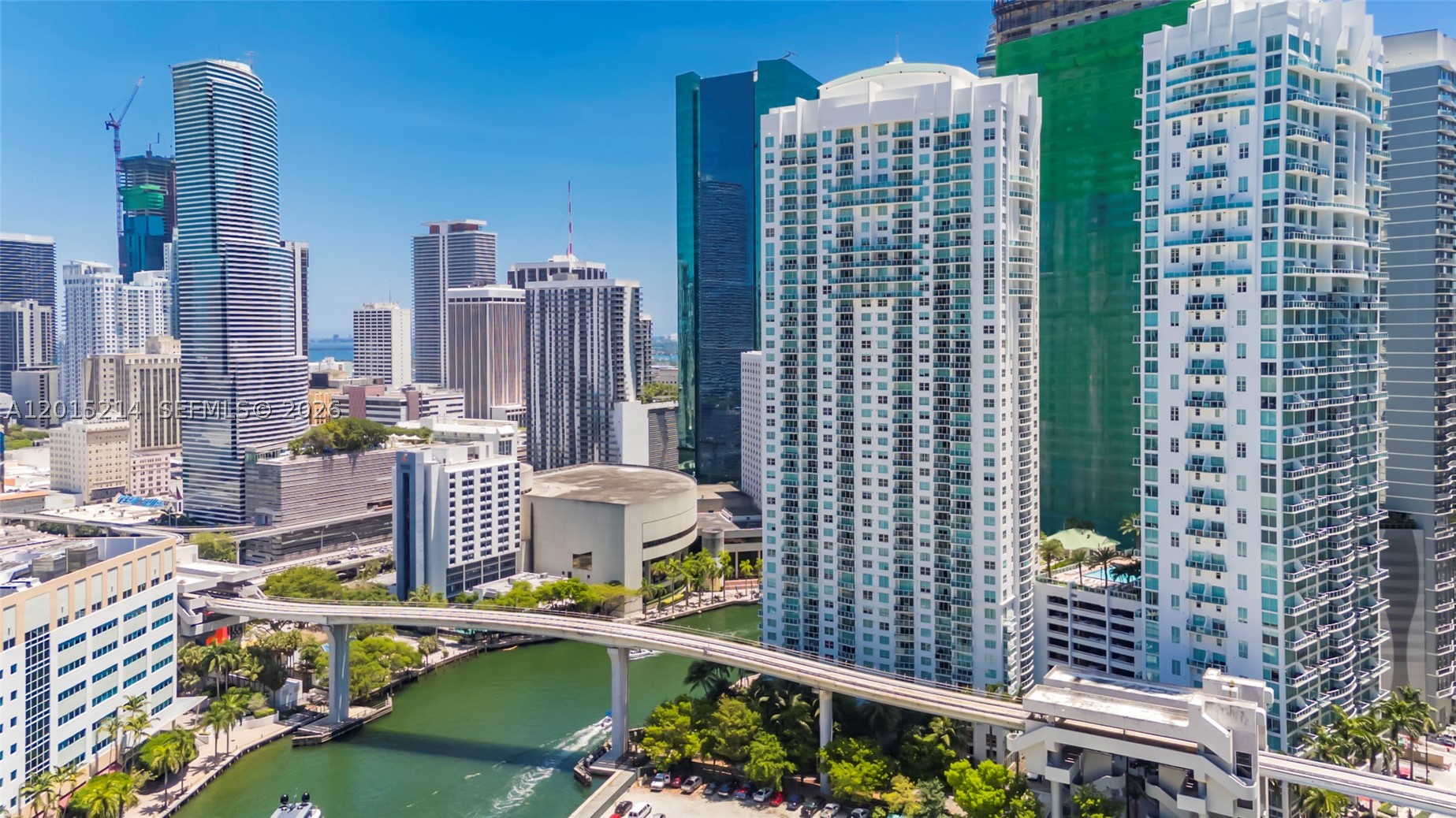 image Brickell on the River North45