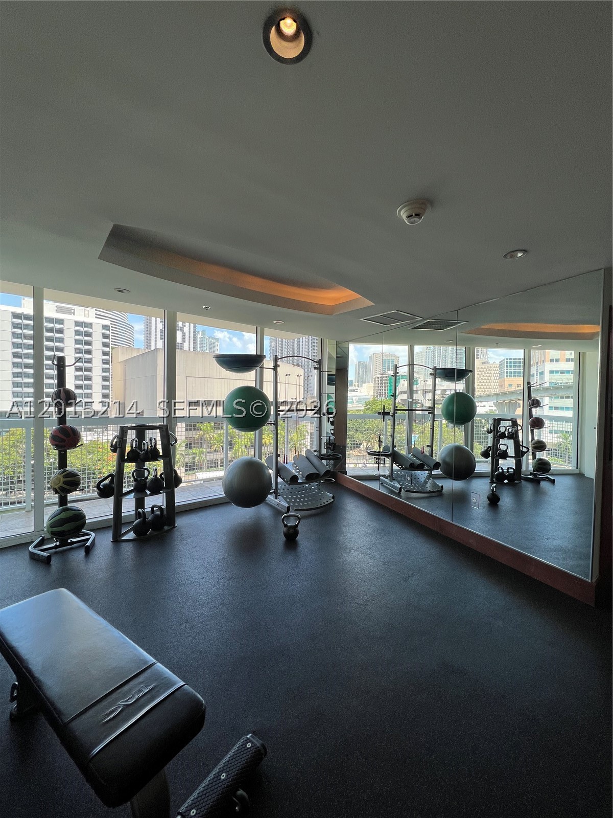 image Brickell on the River North54
