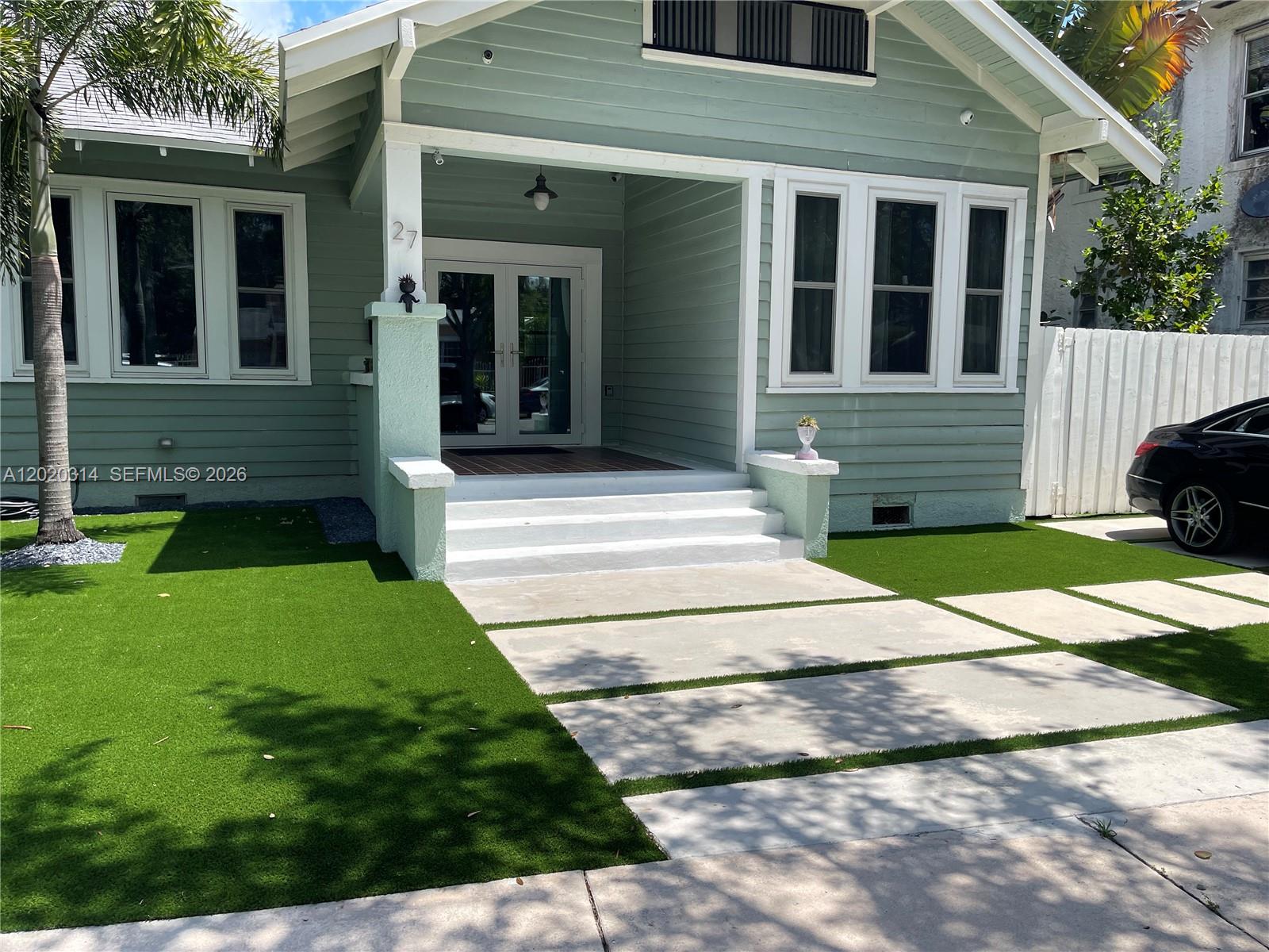 27 NE 49th St Miami, FL 33137