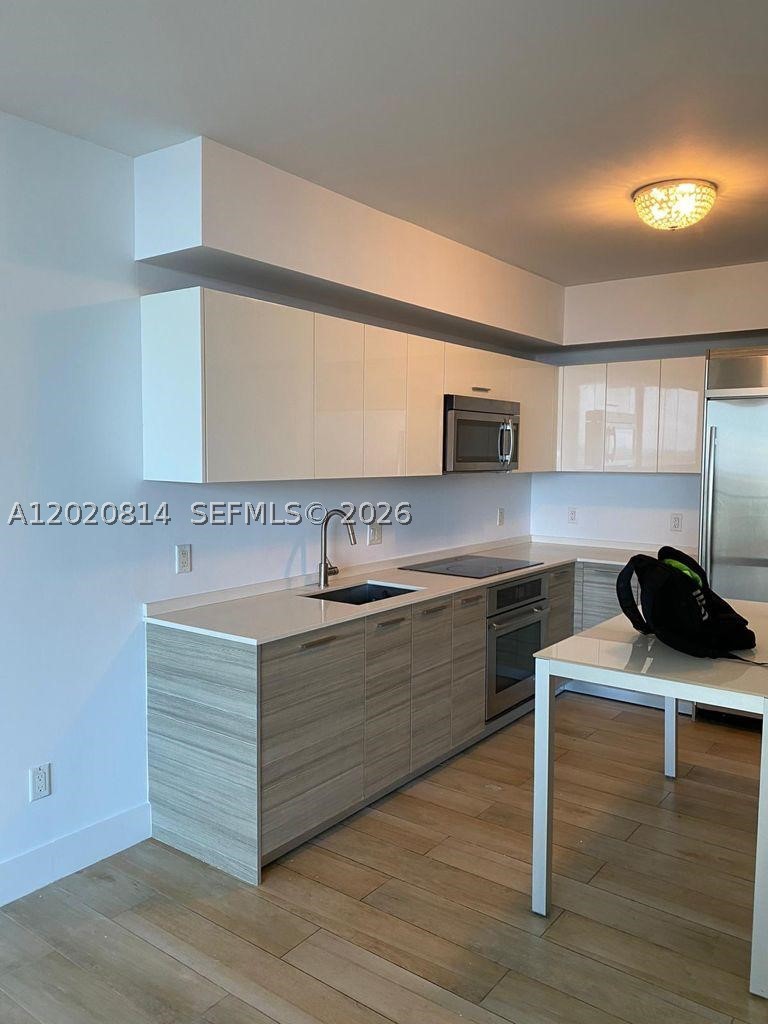 image Brickell House2