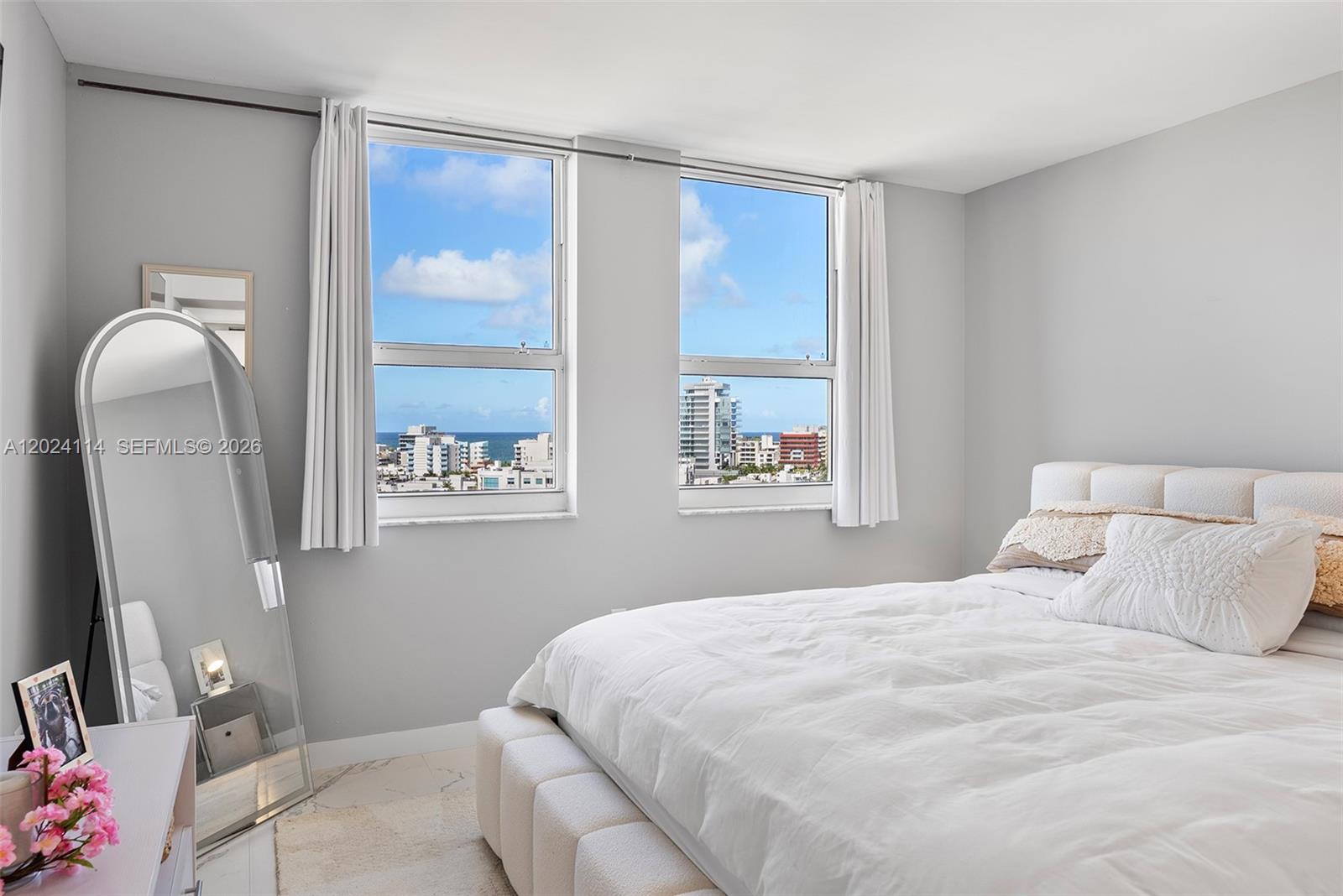 90 Alton Rd #1405 Miami Beach, FL 33139