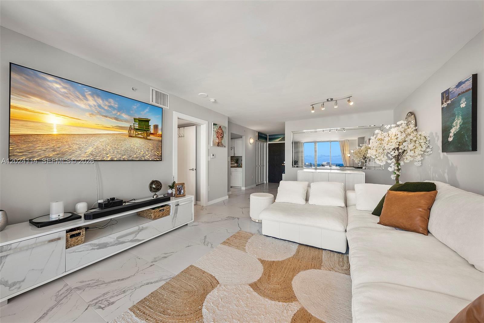 90 Alton Rd #1405 Miami Beach, FL 33139