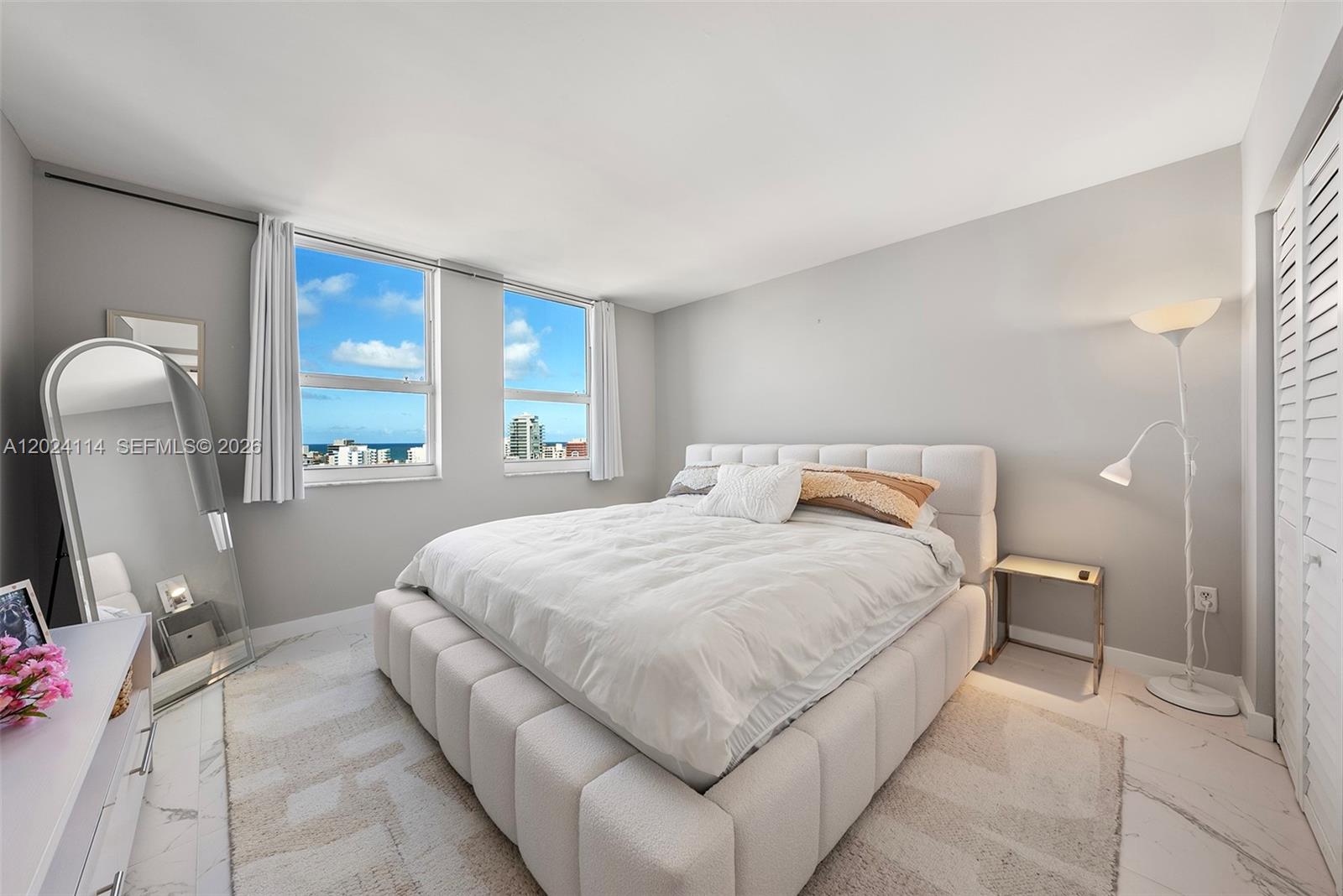 90 Alton Rd #1405 Miami Beach, FL 33139
