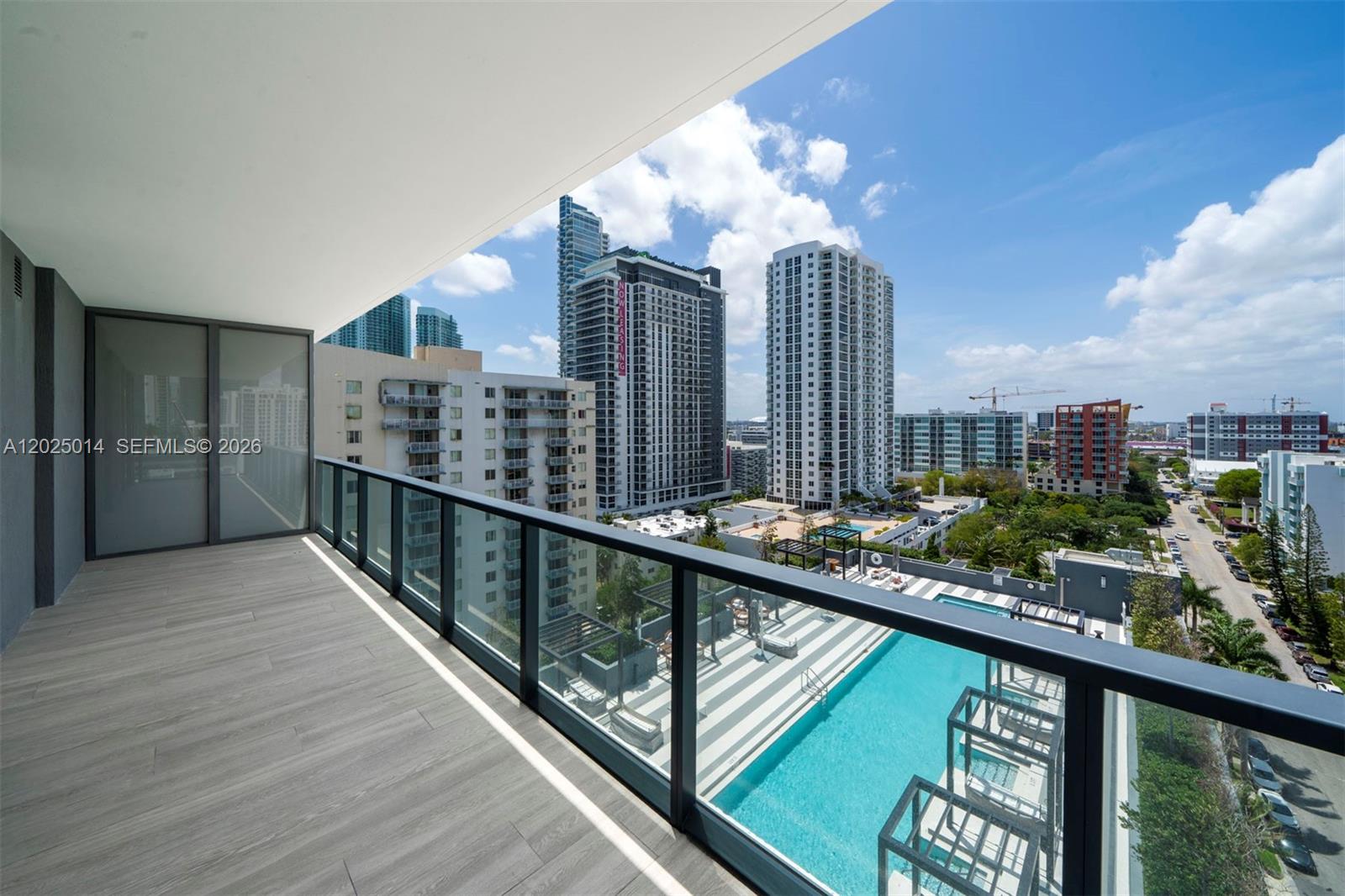 image Elysee Miami54