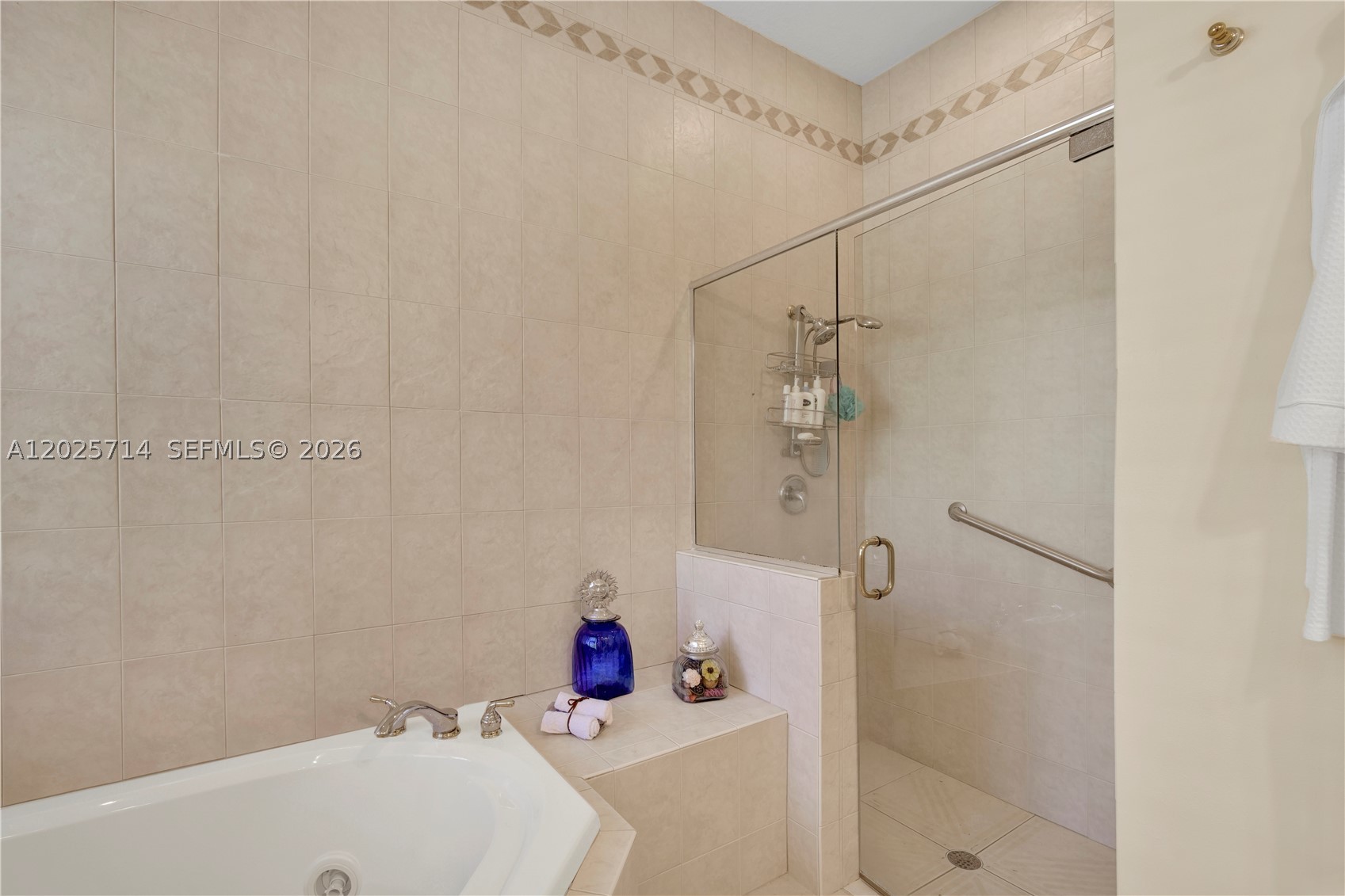 9563 SW 123rd Ter Miami, FL 33176