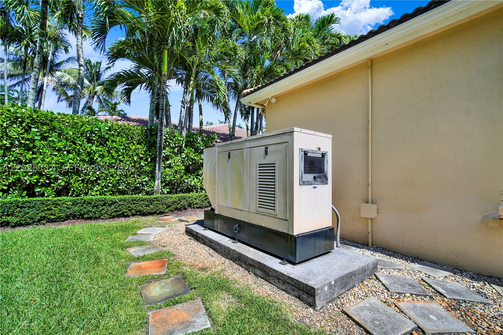 9563 SW 123rd Ter Miami, FL 33176