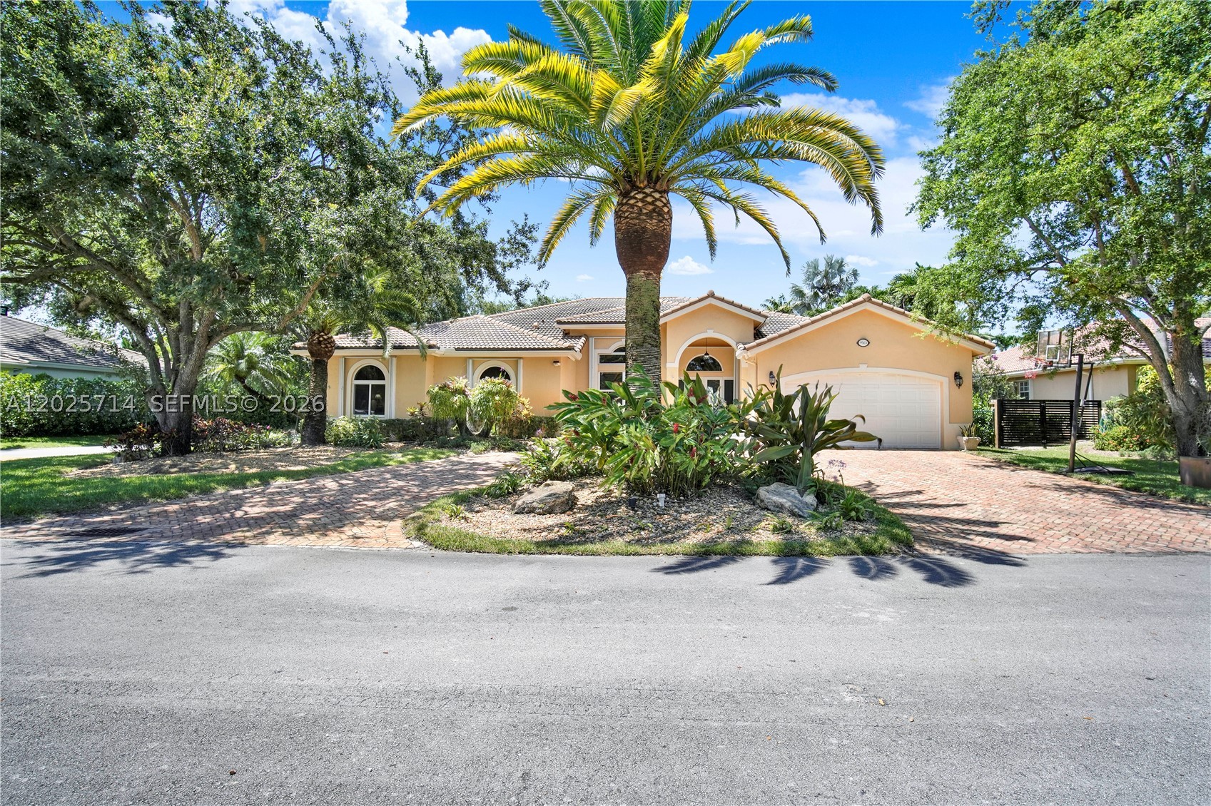 9563 SW 123rd Ter Miami, FL 33176