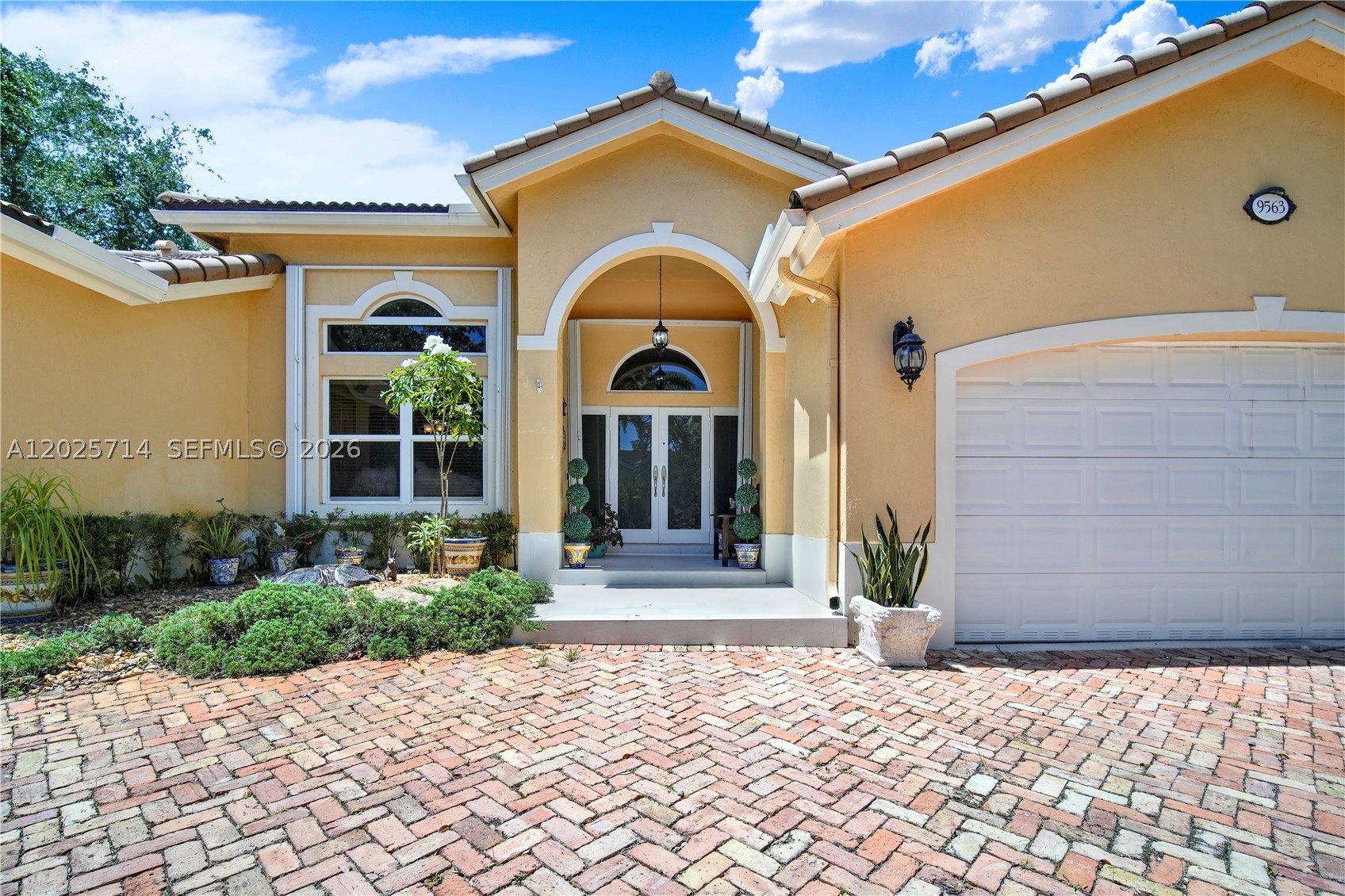 9563 SW 123rd Ter Miami, FL 33176