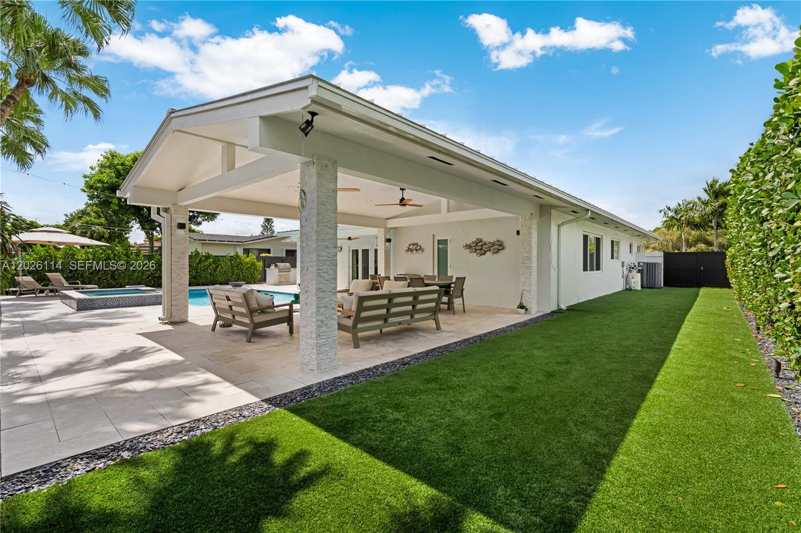 9641 SW 66th St Miami, FL 33173