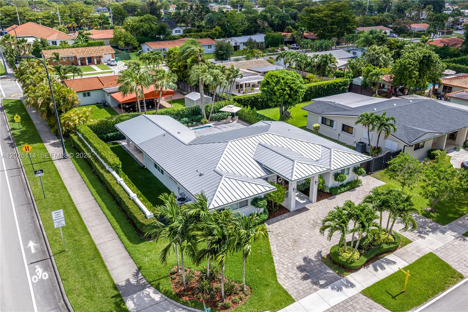 9641 SW 66th St Miami, FL 33173