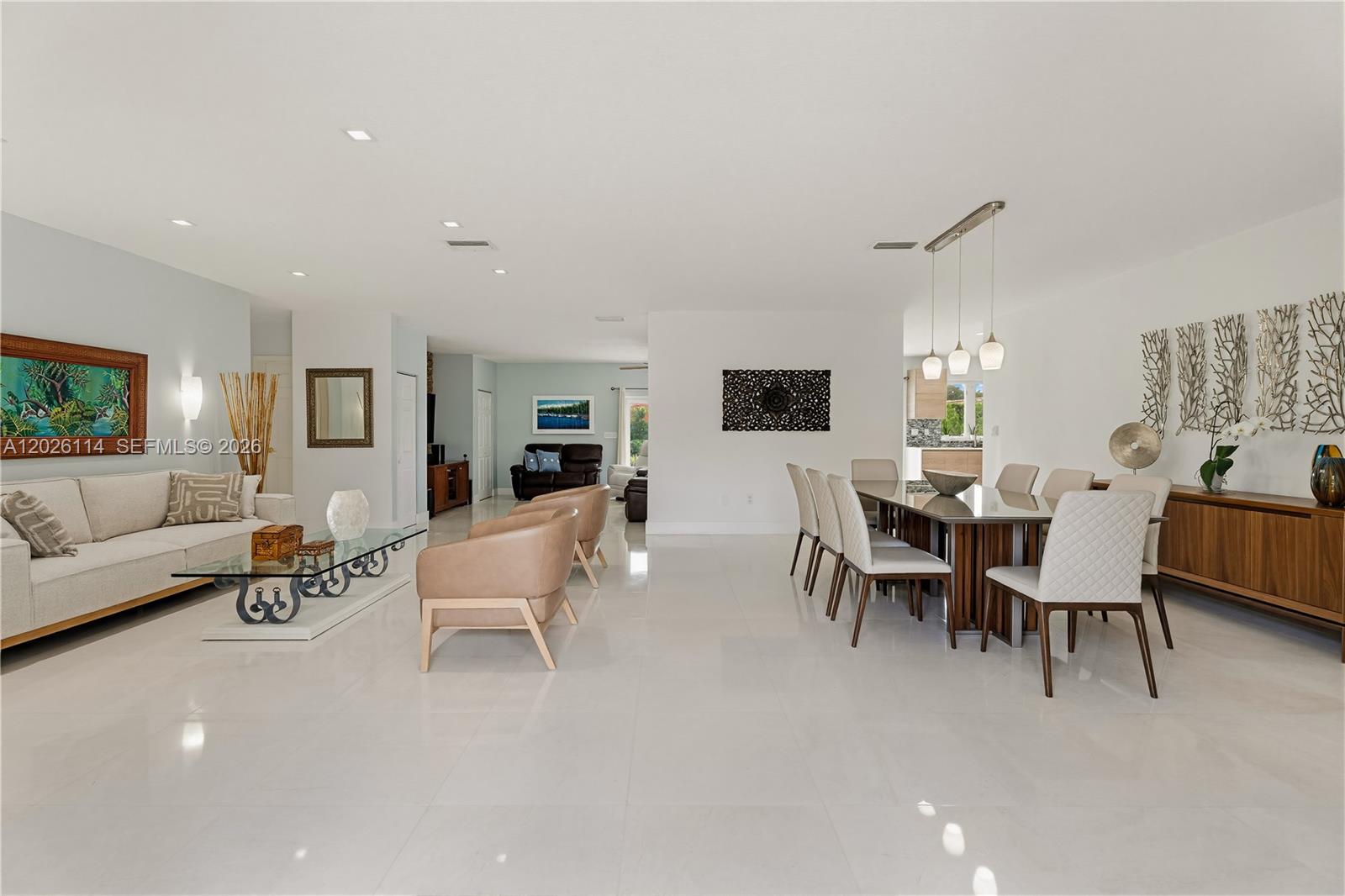 9641 SW 66th St Miami, FL 33173