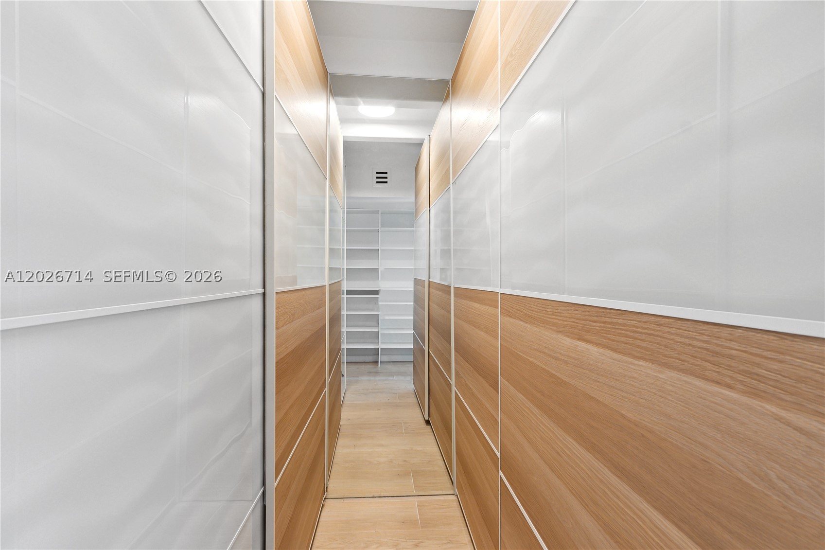 325 Ocean Dr #502 Miami Beach, FL 33139