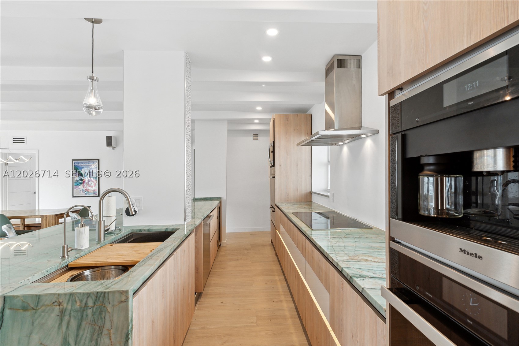 325 Ocean Dr #502 Miami Beach, FL 33139