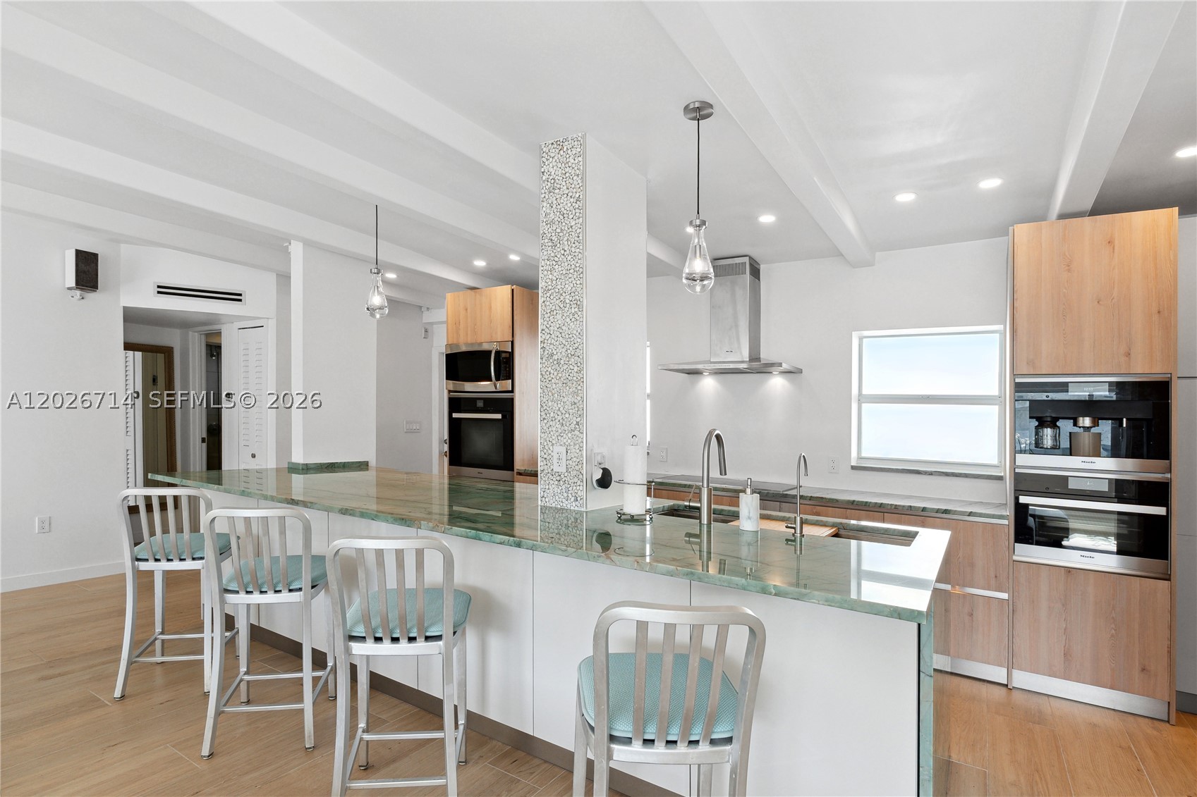 325 Ocean Dr #502 Miami Beach, FL 33139