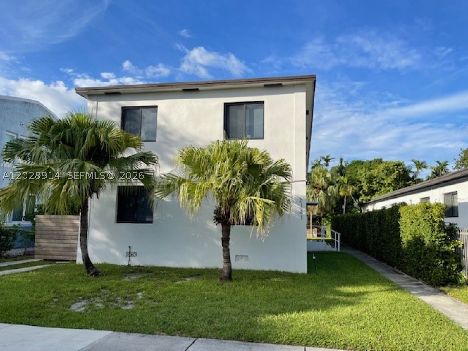 2141 SW 14th Ter #4