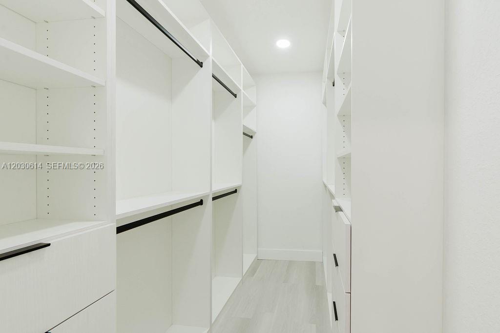 2101 SW 16th Ter Miami, FL 33145