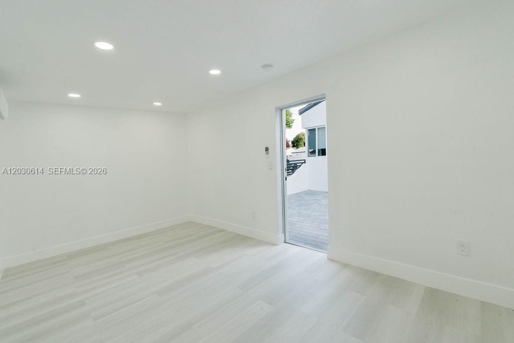 2101 SW 16th Ter Miami, FL 33145