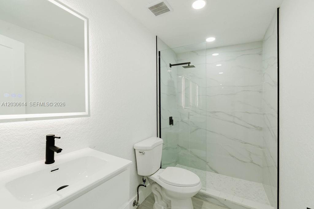 2101 SW 16th Ter Miami, FL 33145