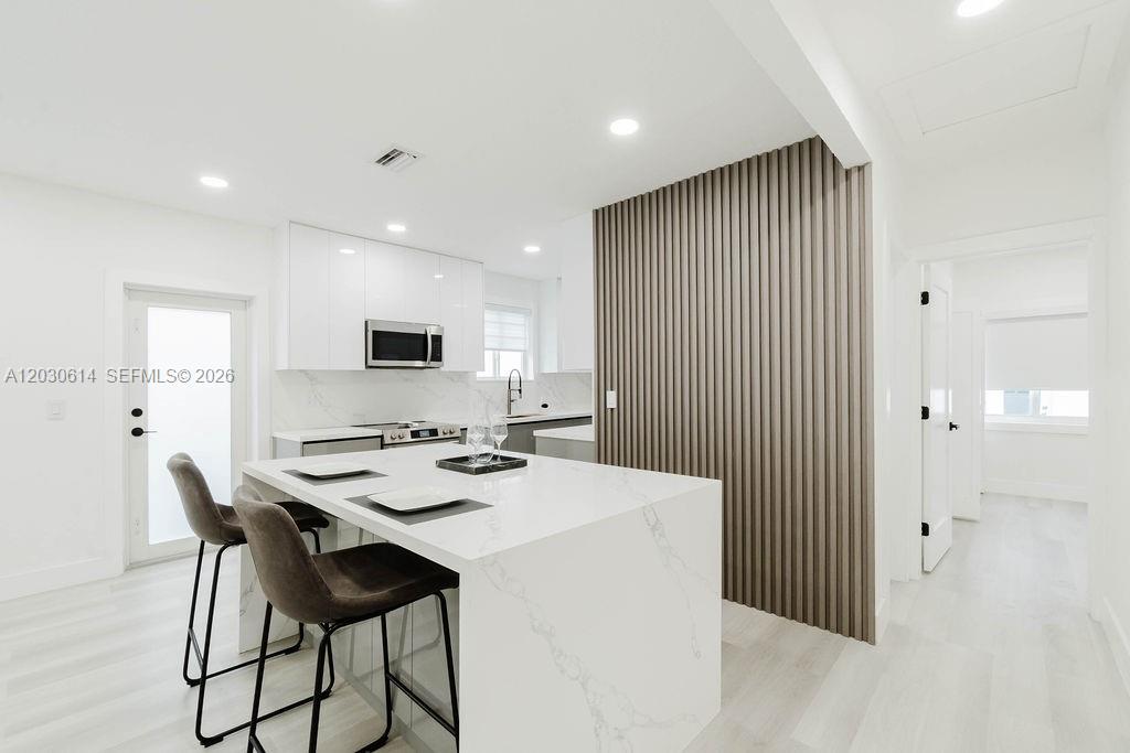 2101 SW 16th Ter Miami, FL 33145