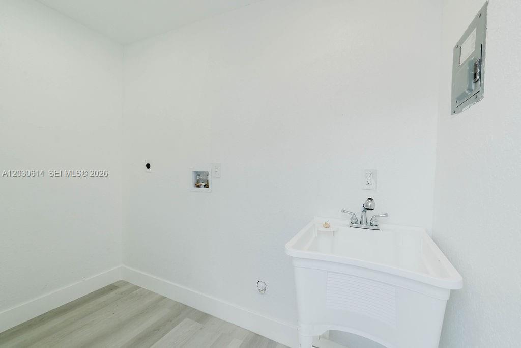 2101 SW 16th Ter Miami, FL 33145