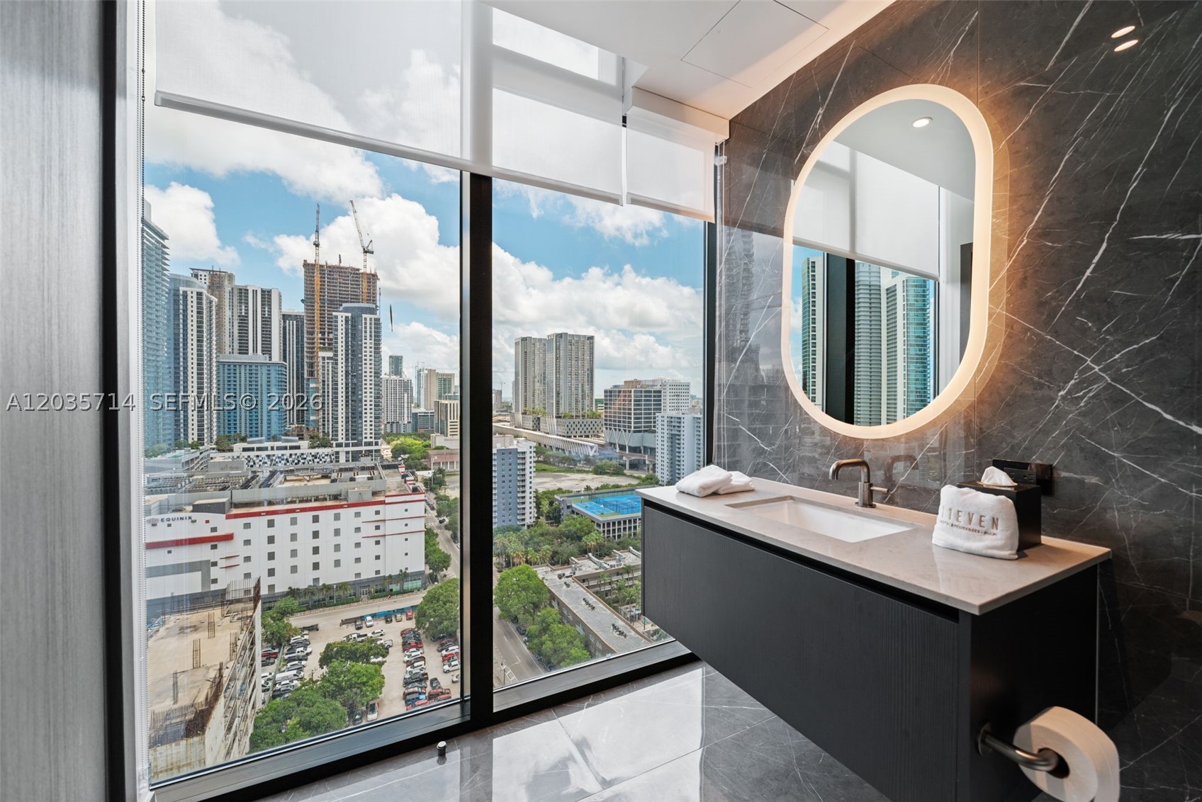 image E11EVEN Hotel & Residences50