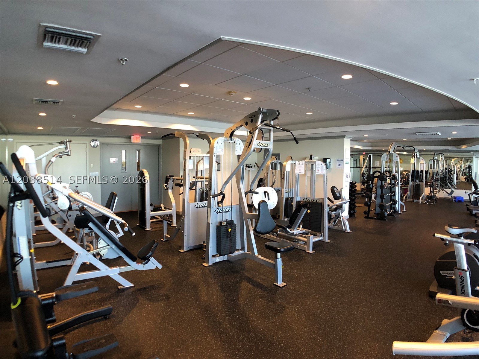 1800 Sunset Harbour Dr #1211 Miami Beach, FL 33139