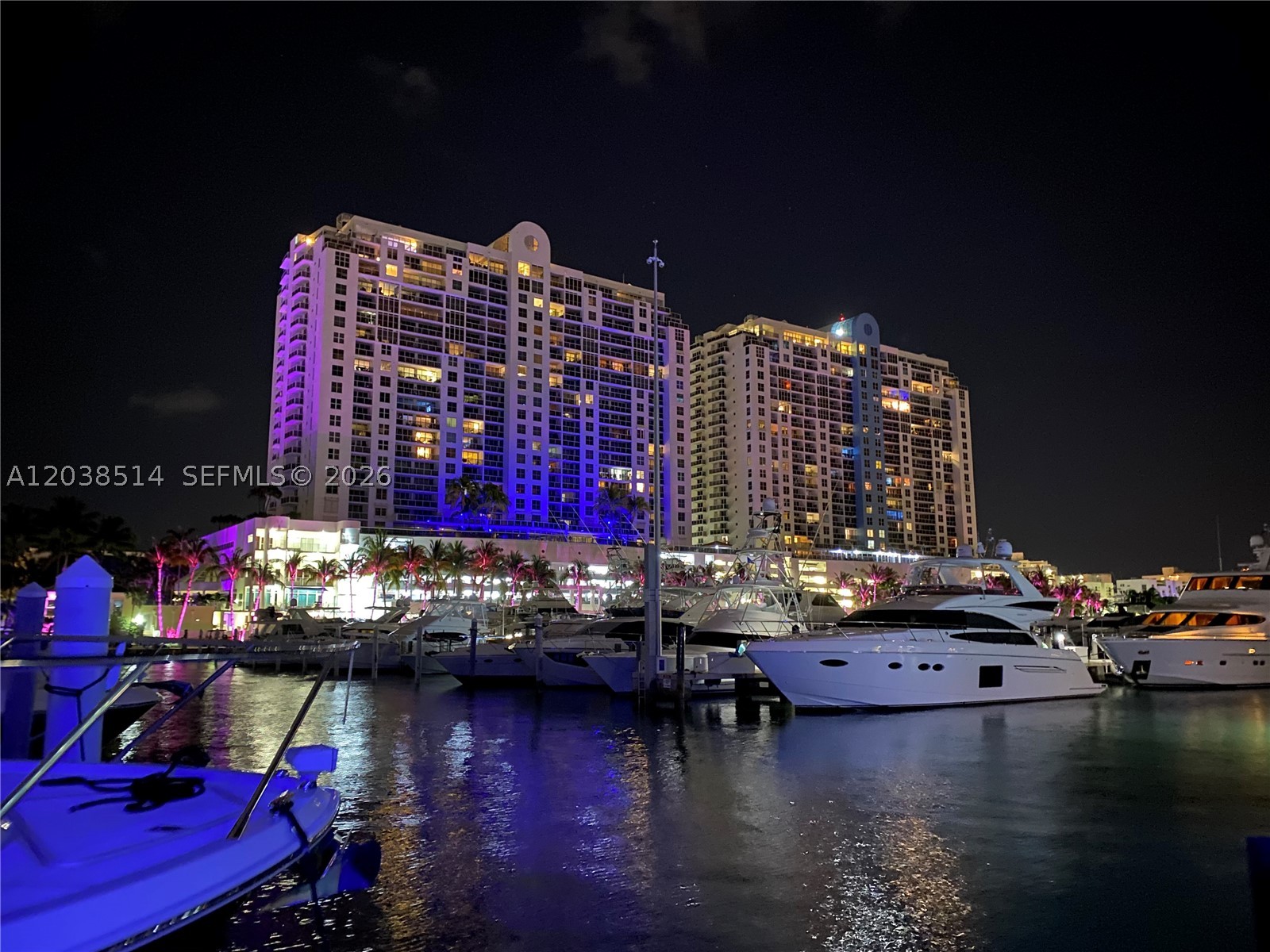 1800 Sunset Harbour Dr #1211 Miami Beach, FL 33139