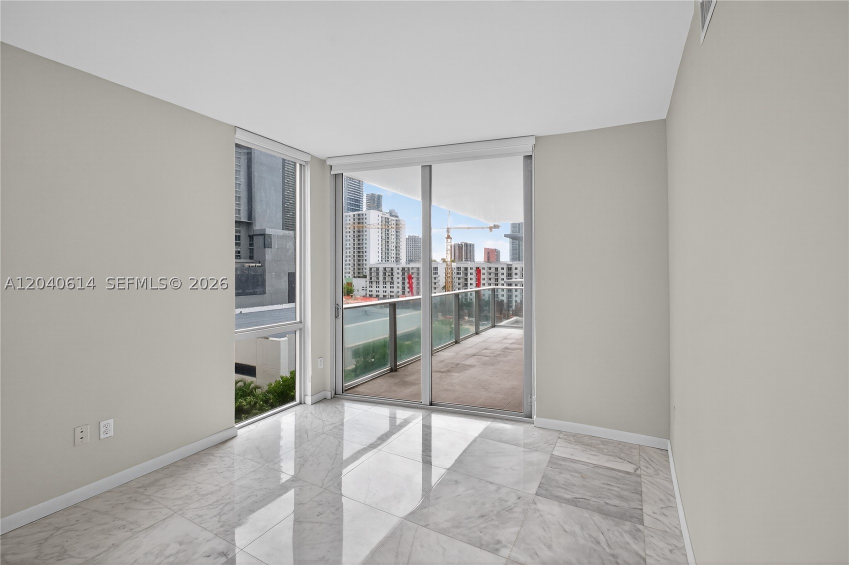 image Brickell Ten15