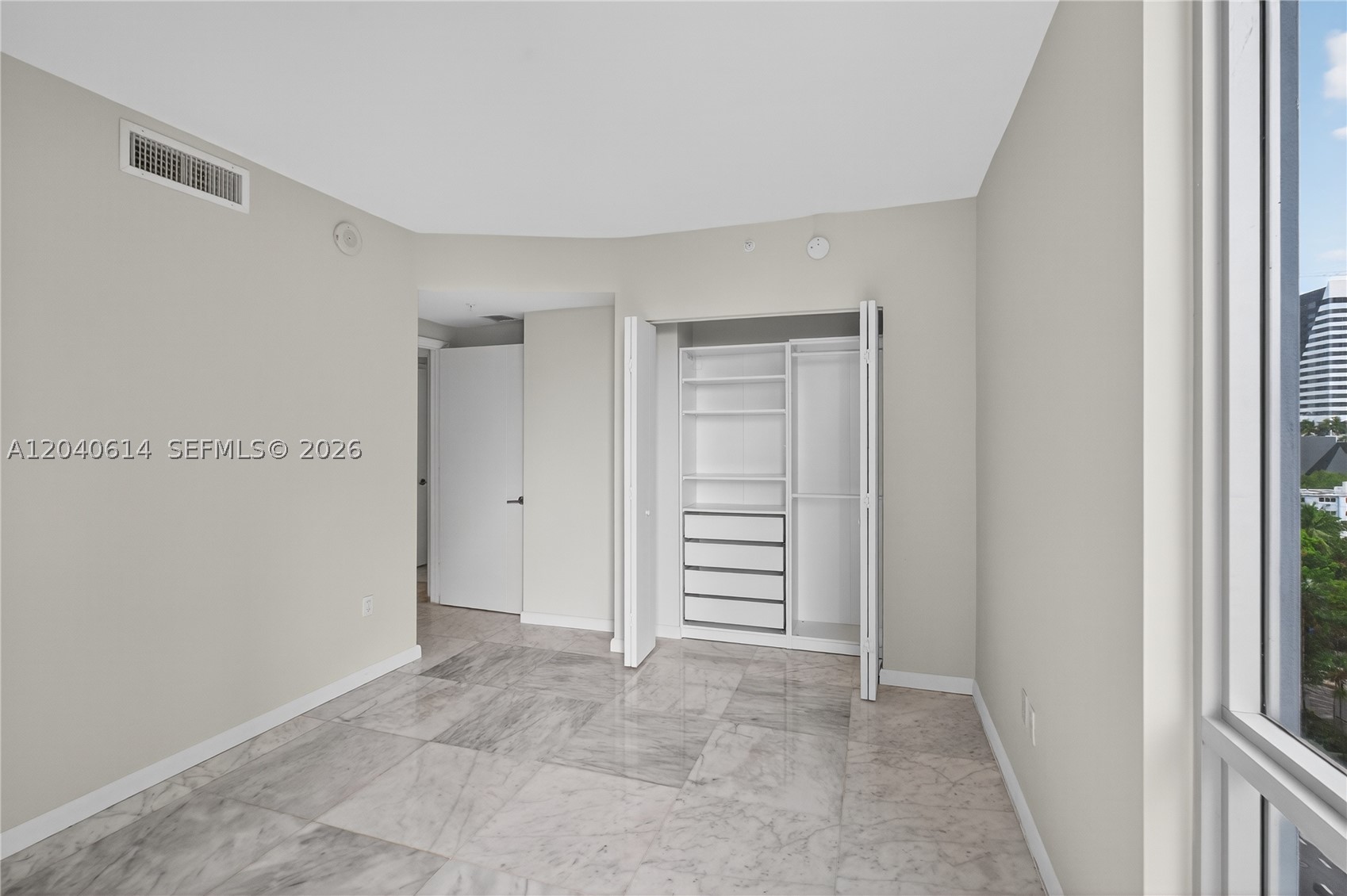 image Brickell Ten16