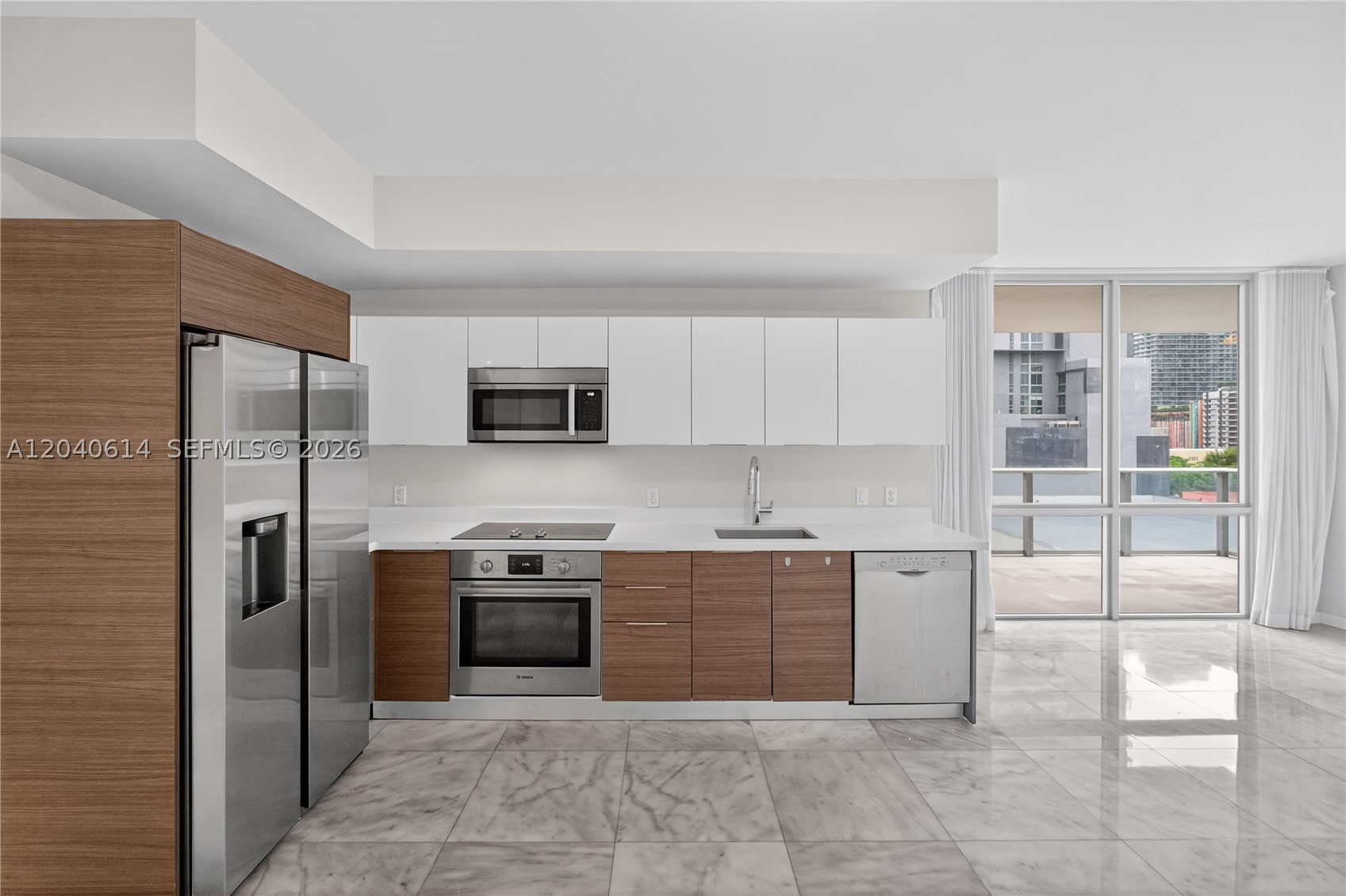 image Brickell Ten2