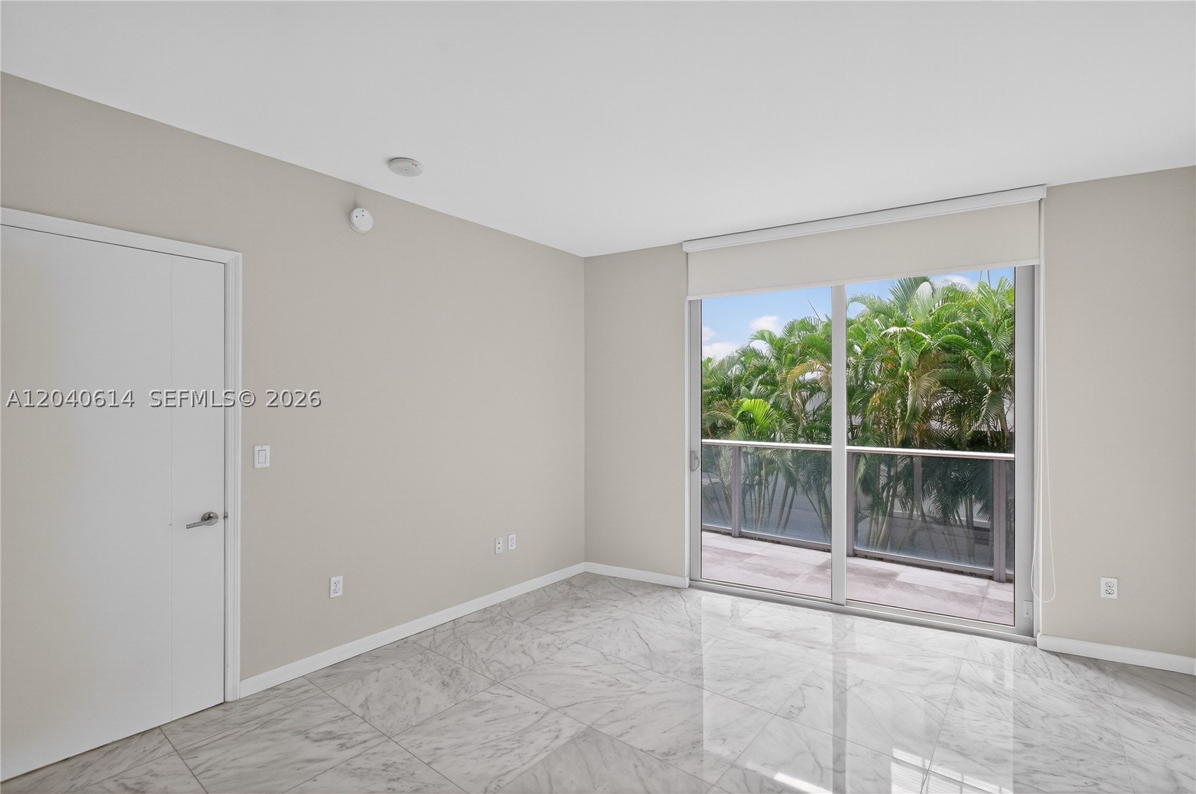 image Brickell Ten8
