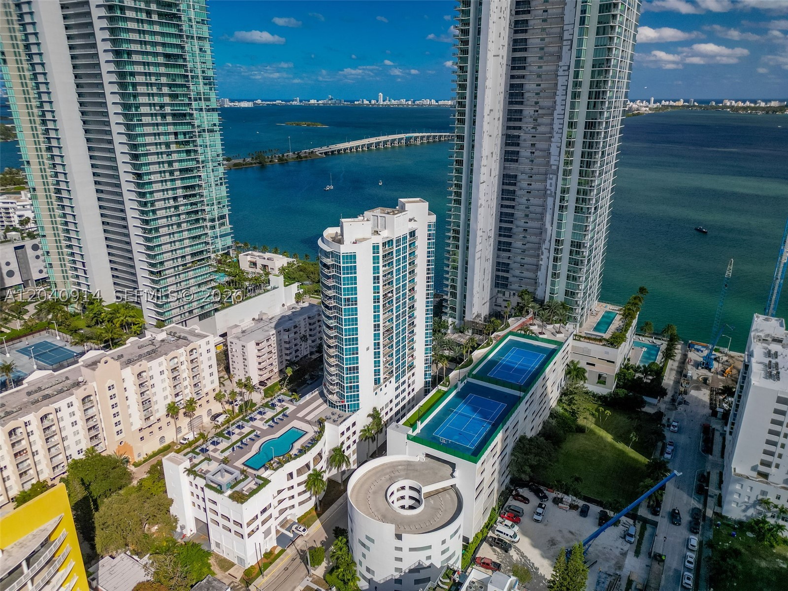 image Platinum Condominium16