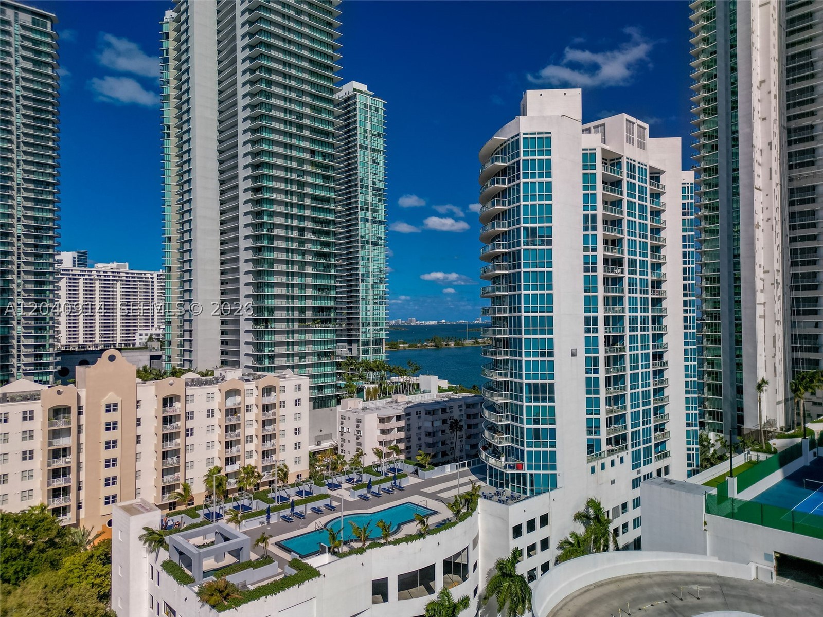 image Platinum Condominium23