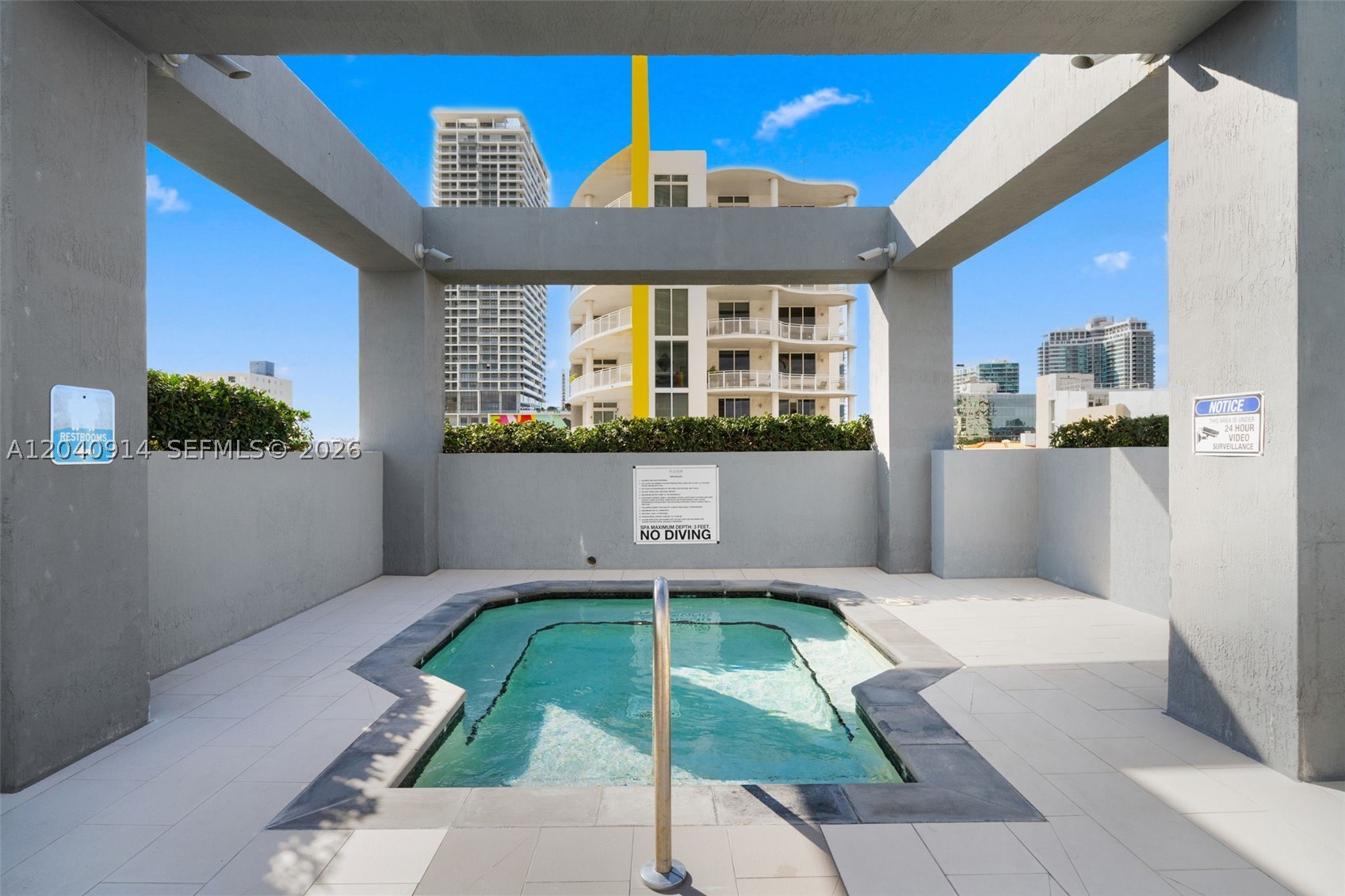 image Platinum Condominium28
