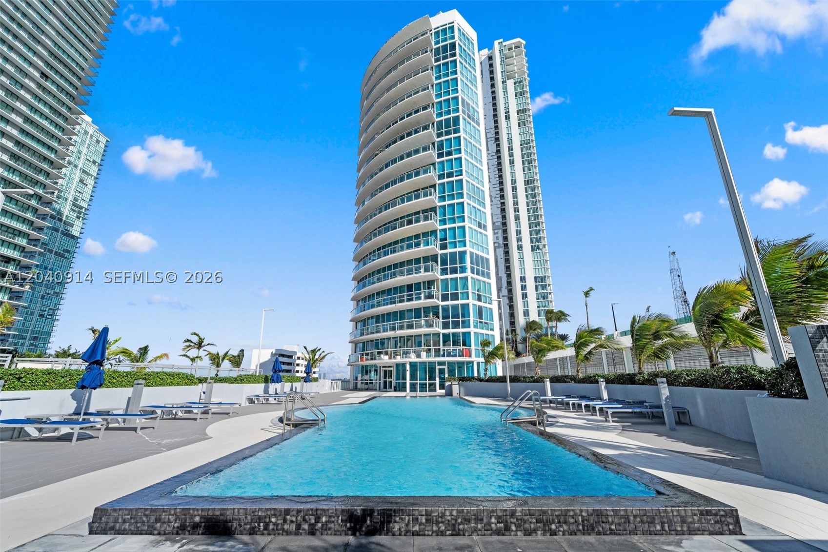 image Platinum Condominium30