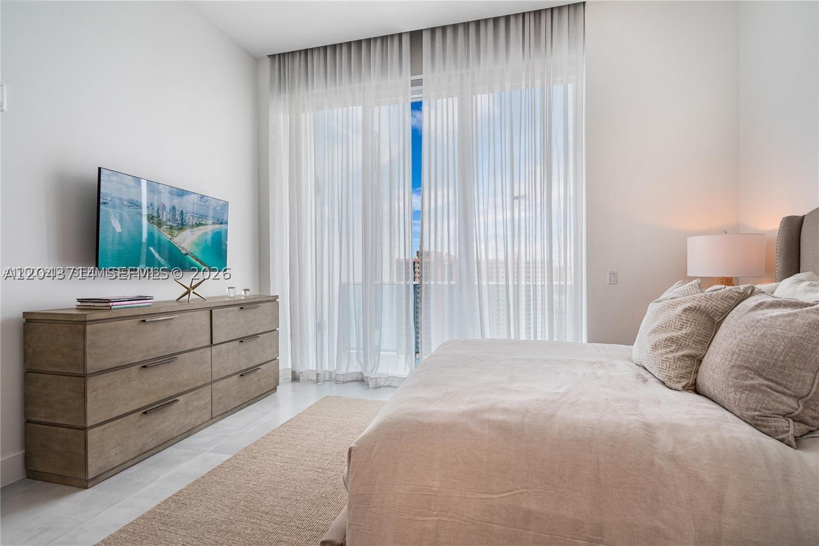 17550 Collins Ave #PH1 Sunny Isles Beach, FL 33160