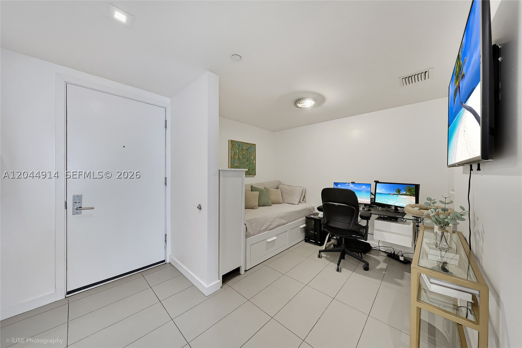 image Canvas6