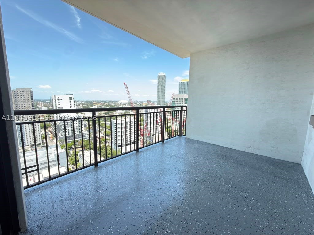 image Nine at Mary Brickell Village15