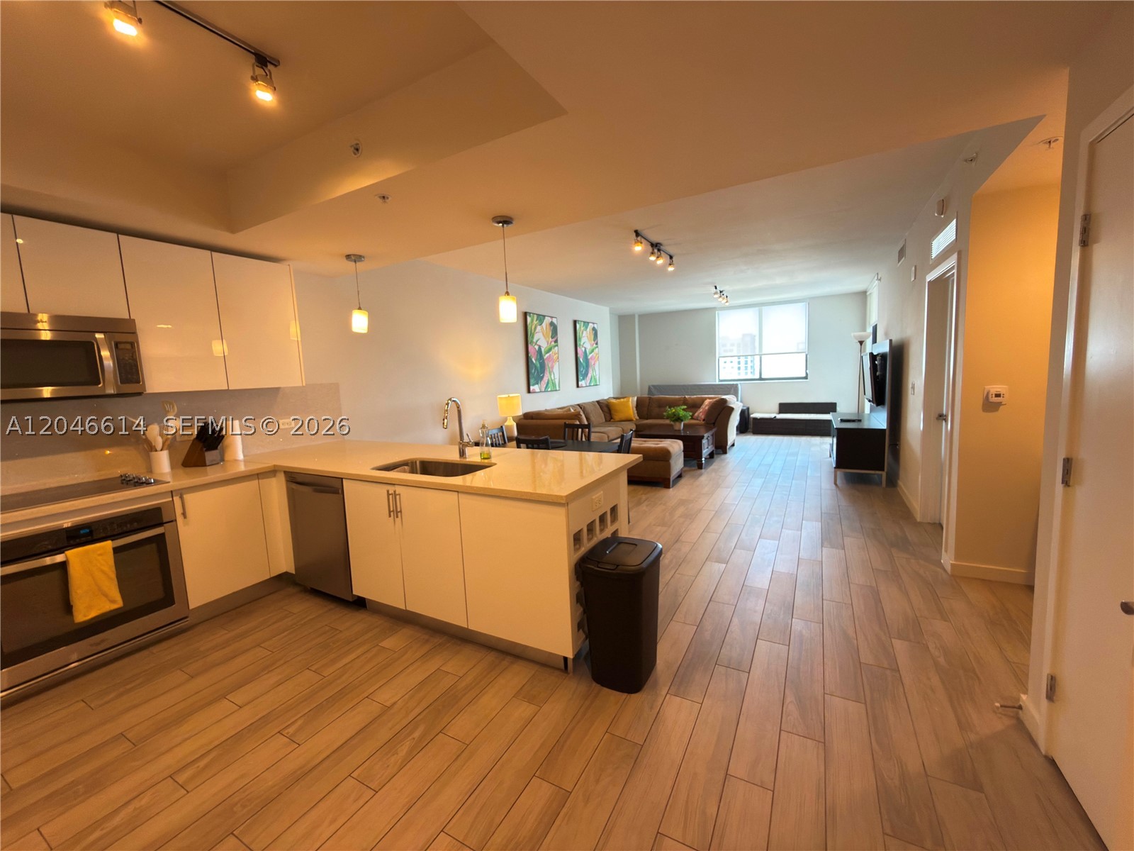 image Nine at Mary Brickell Village1