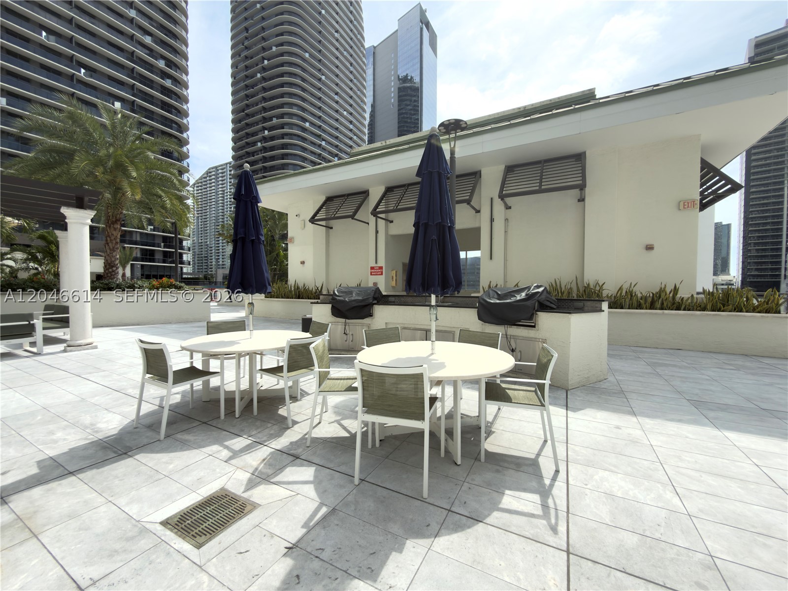 image Nine at Mary Brickell Village22