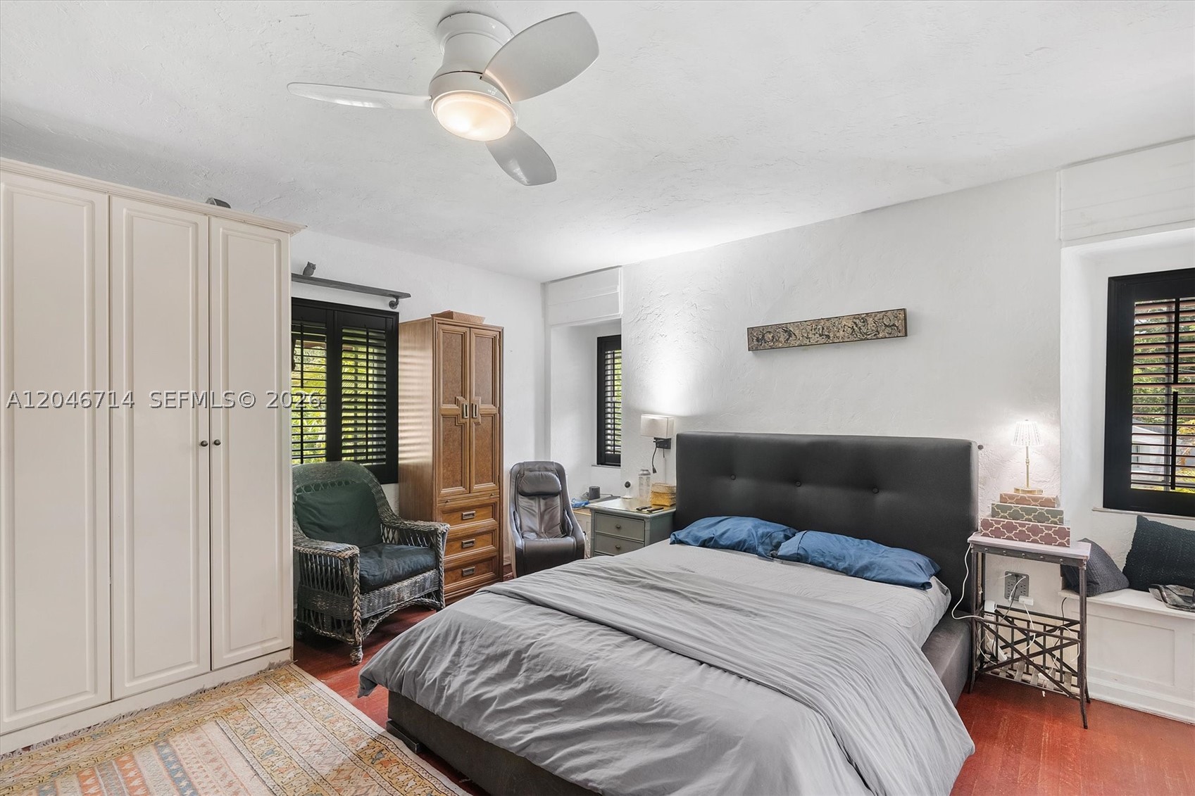8276 E Dixie Hwy Miami, FL 33138
