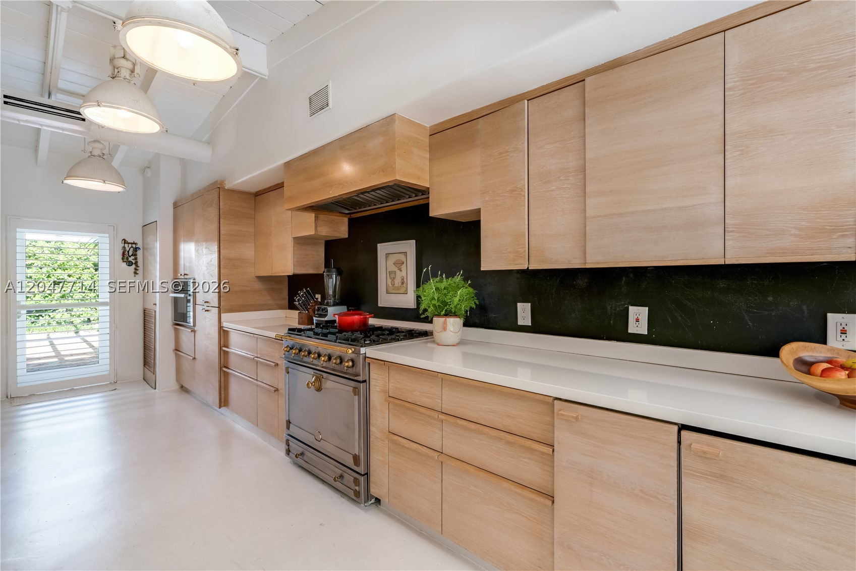 330 Gulf Rd Key Biscayne, FL 33149