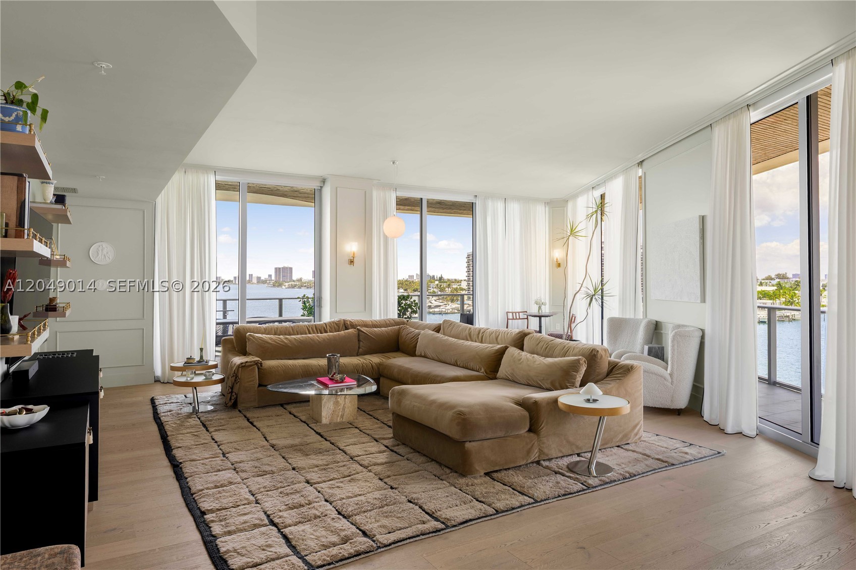 image Monaco Yacht Club & Residences Miami Beach13