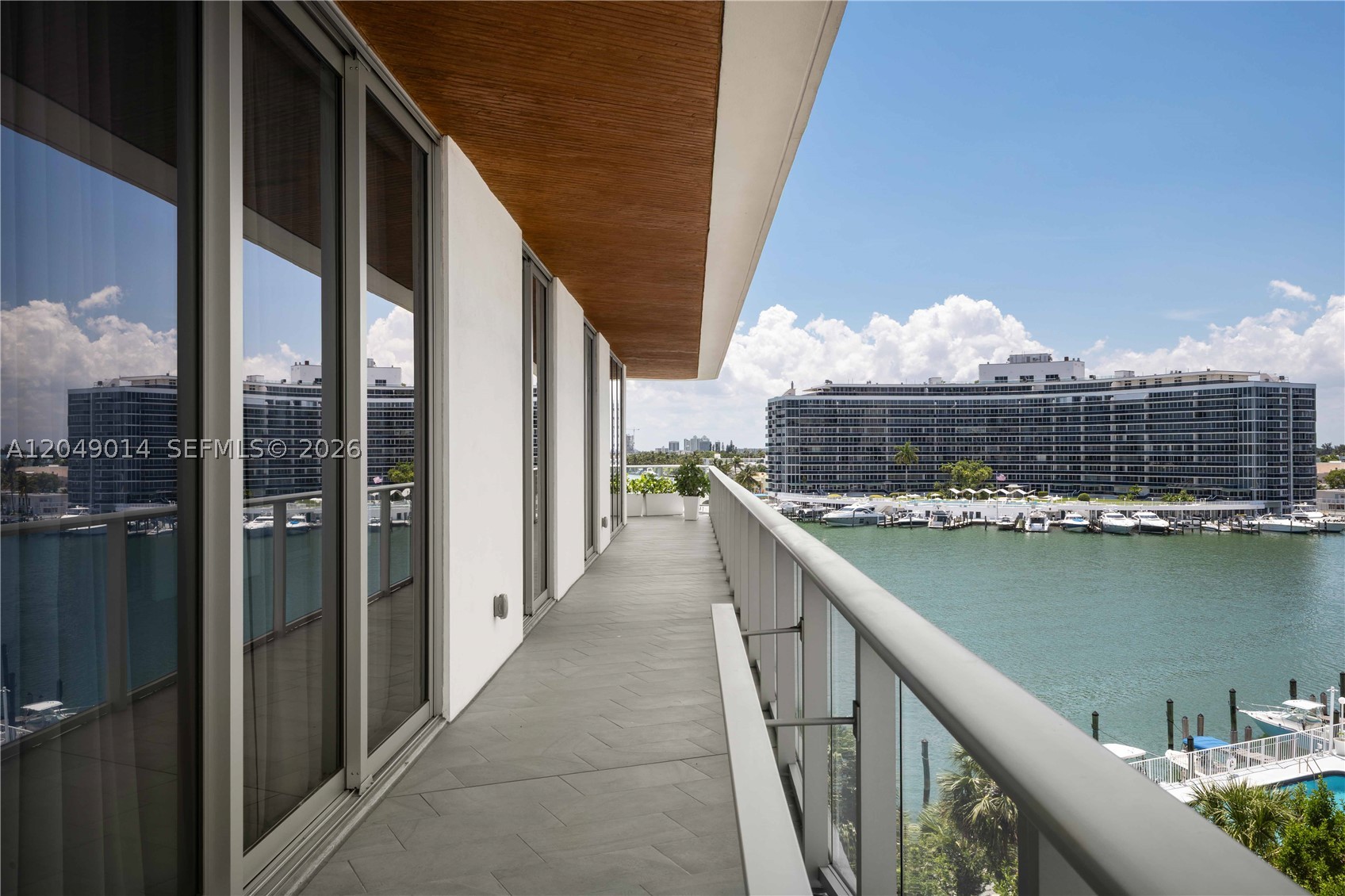 image Monaco Yacht Club & Residences Miami Beach33